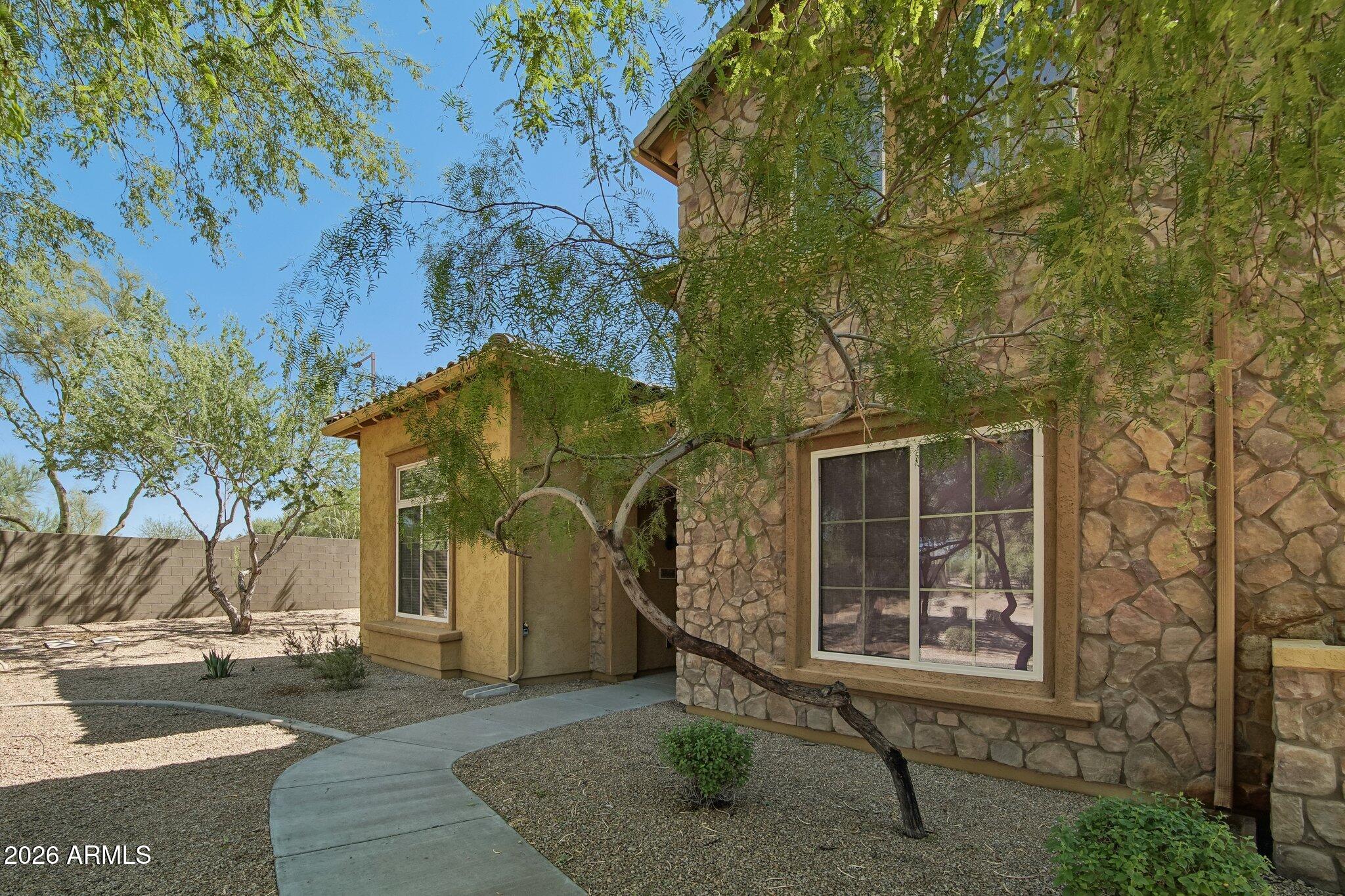 3866 E CAT BALUE Drive