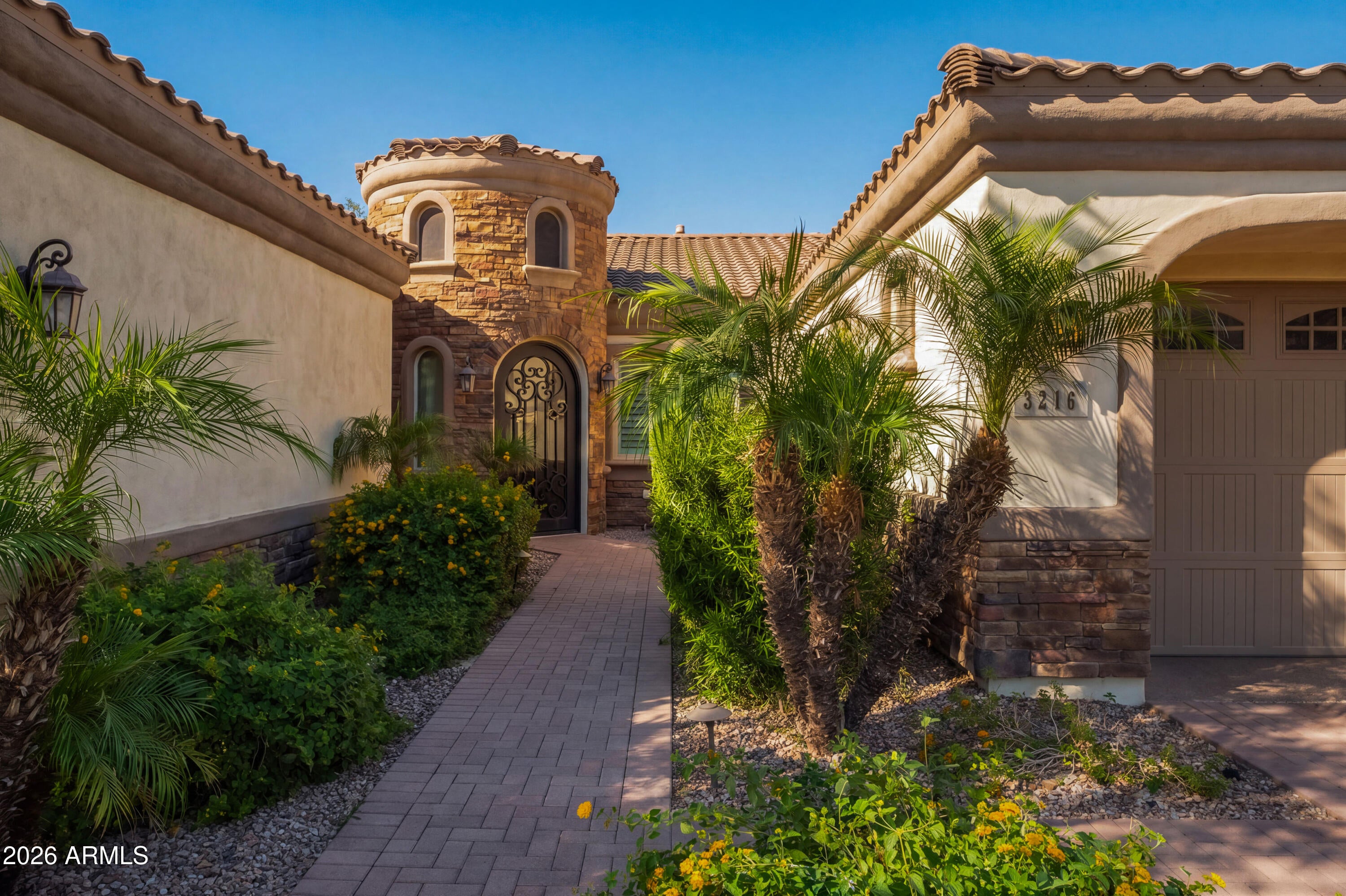 3216 E BRANHAM Lane
