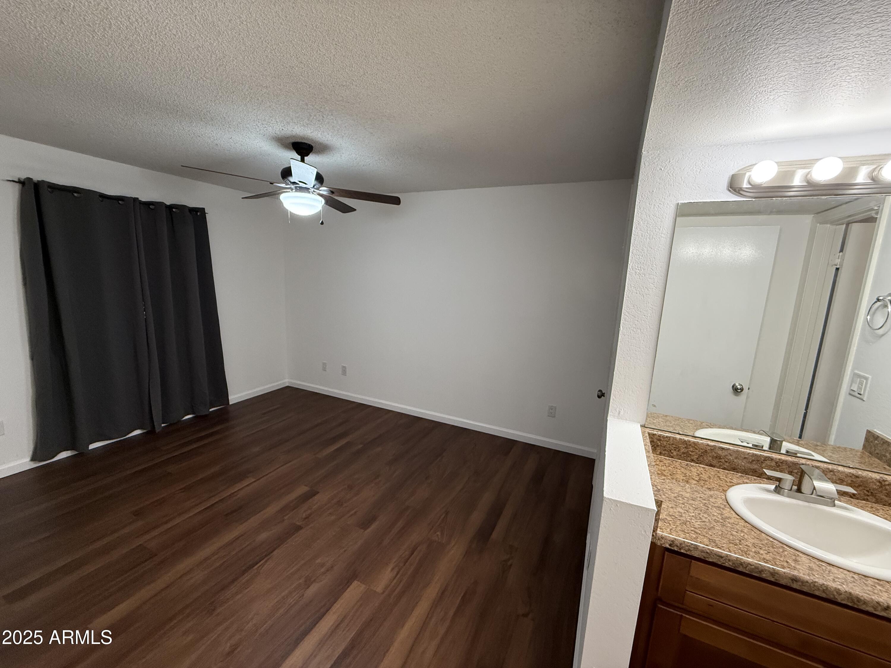 623 W GUADALUPE Road 214