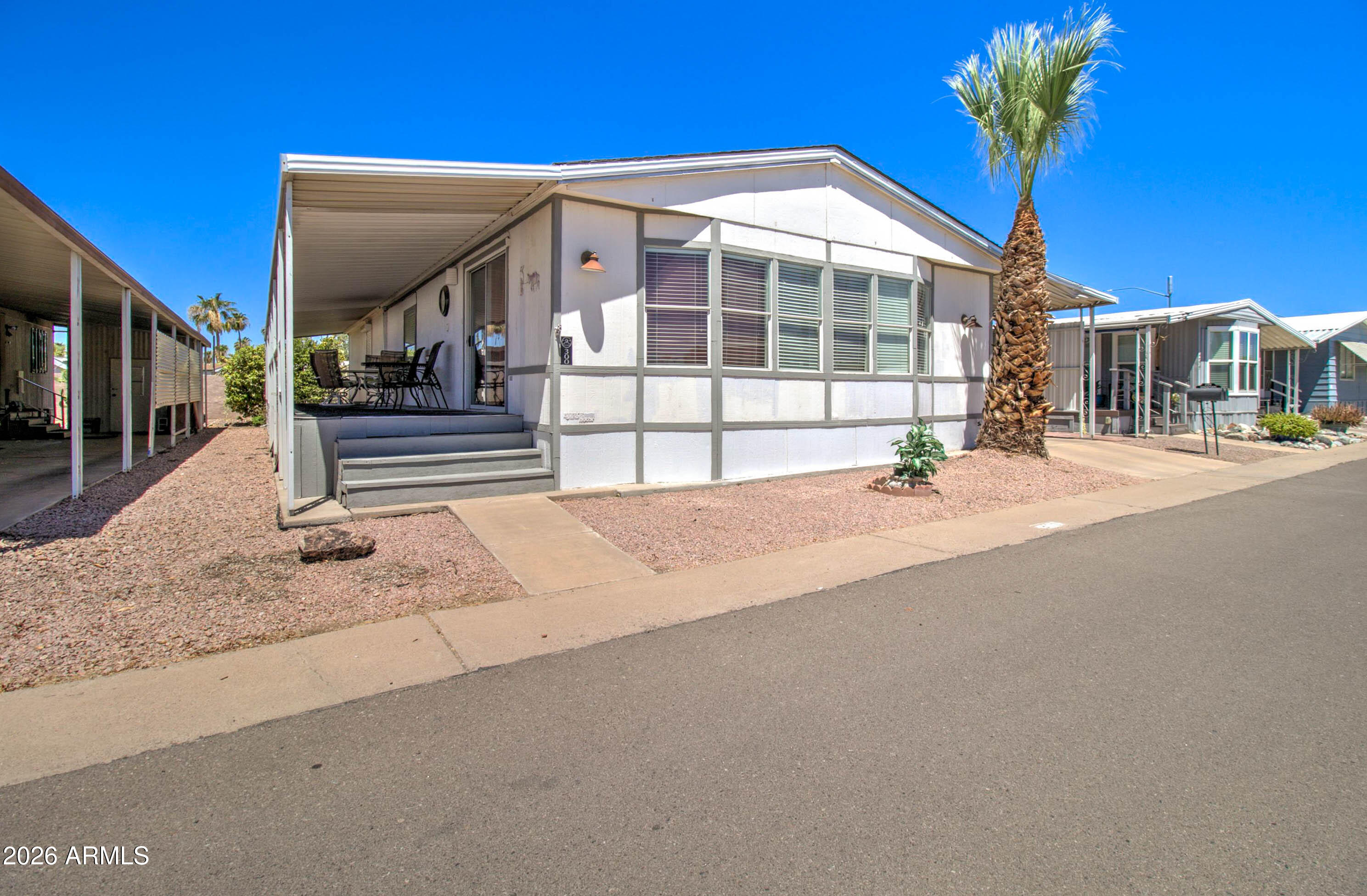 205 S HIGLEY Road 300