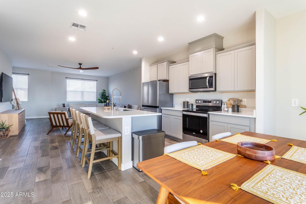 Photo of 1255 N Arizona Avenue #1248, Chandler, AZ 85225 (MLS # 6951348)