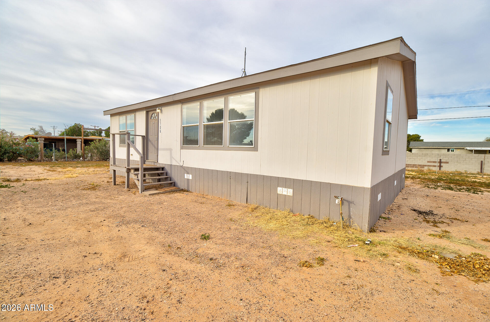 5706 N Fuchsia Street