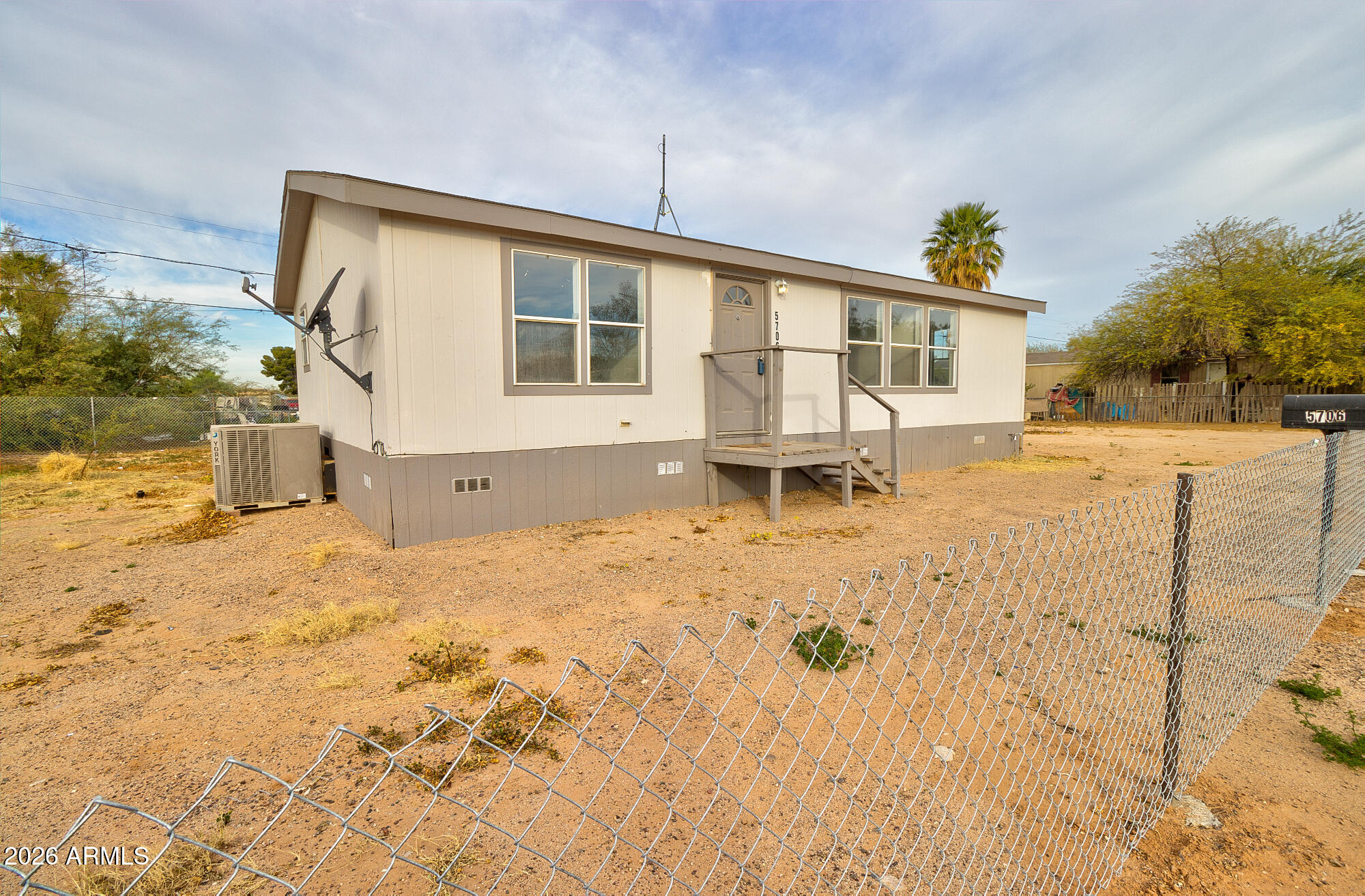 5706 N Fuchsia Street