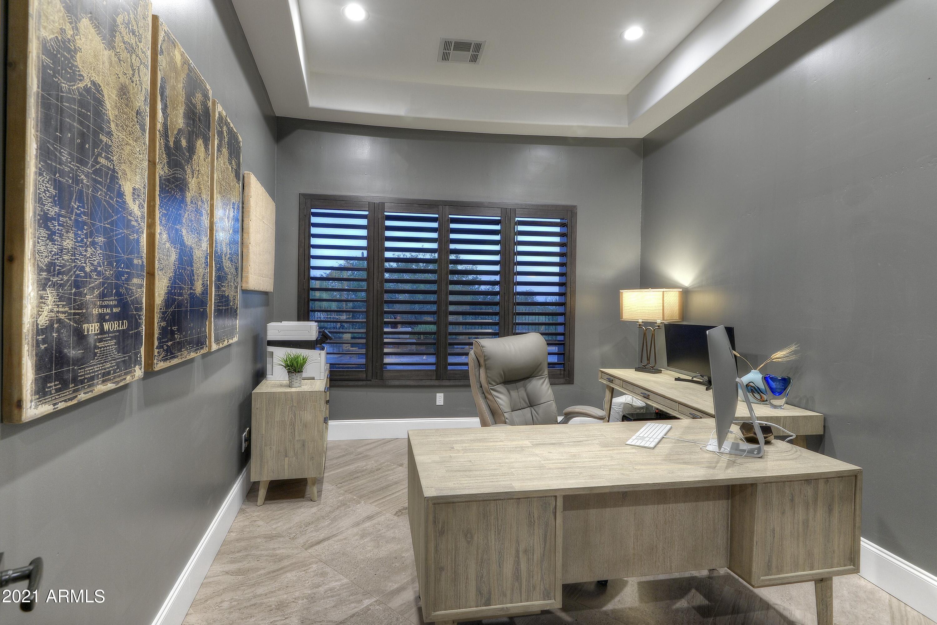 DESERT MOUNTAIN - Residential