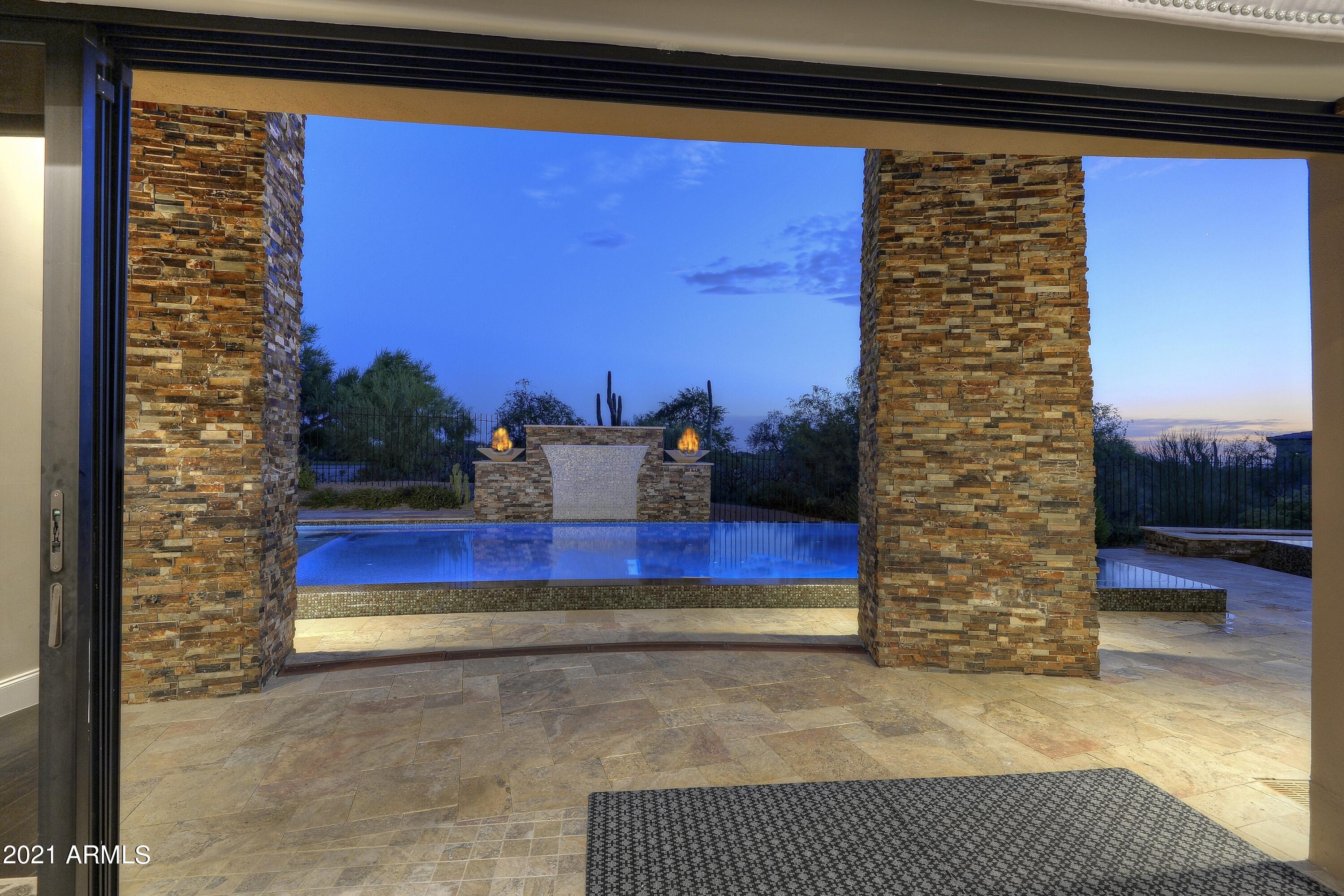 DESERT MOUNTAIN - Residential
