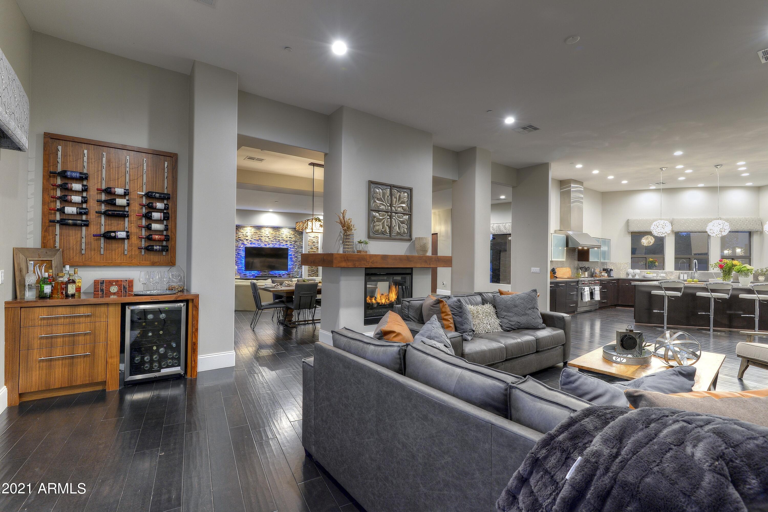 DESERT MOUNTAIN - Residential