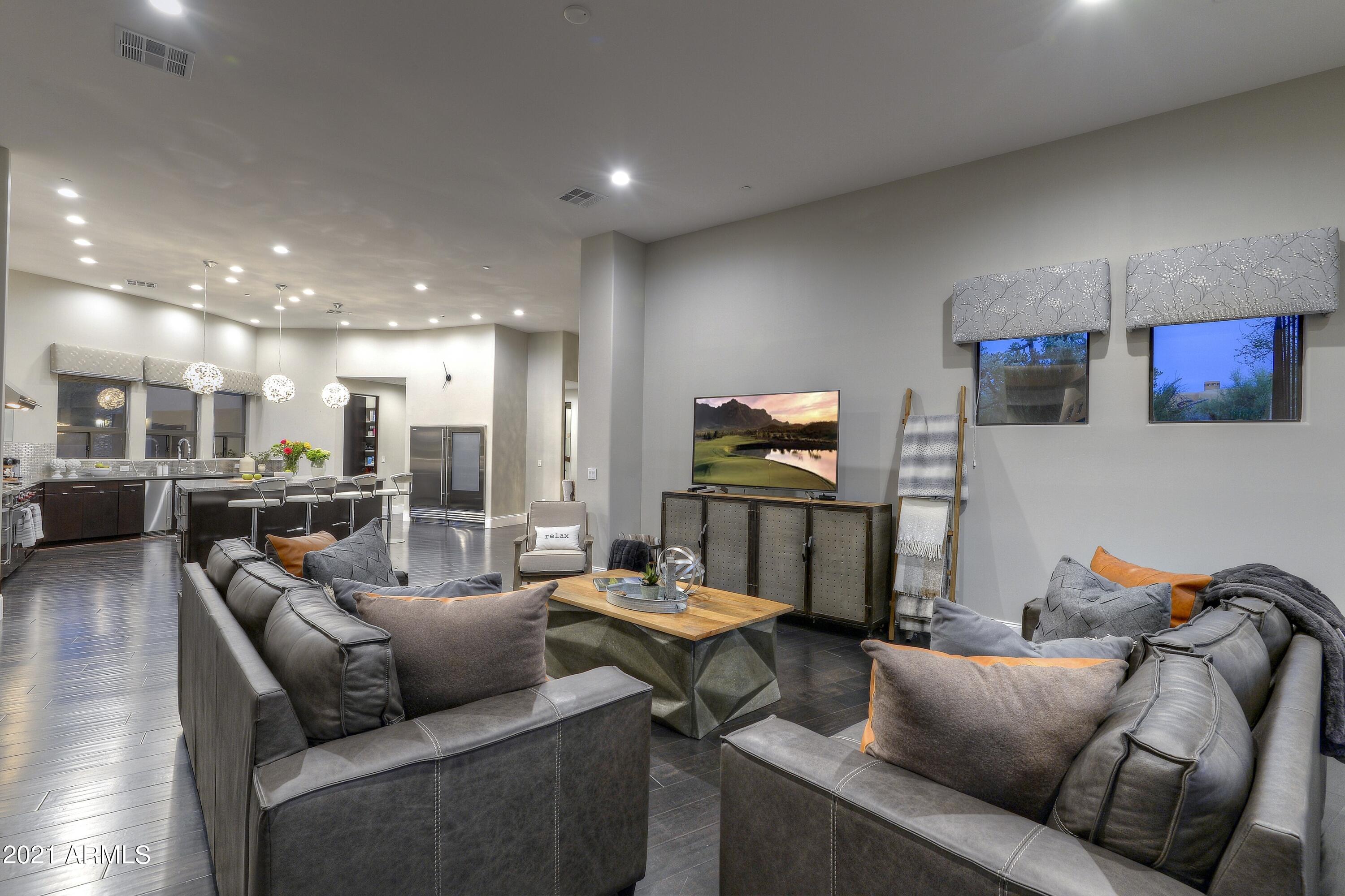 DESERT MOUNTAIN - Residential