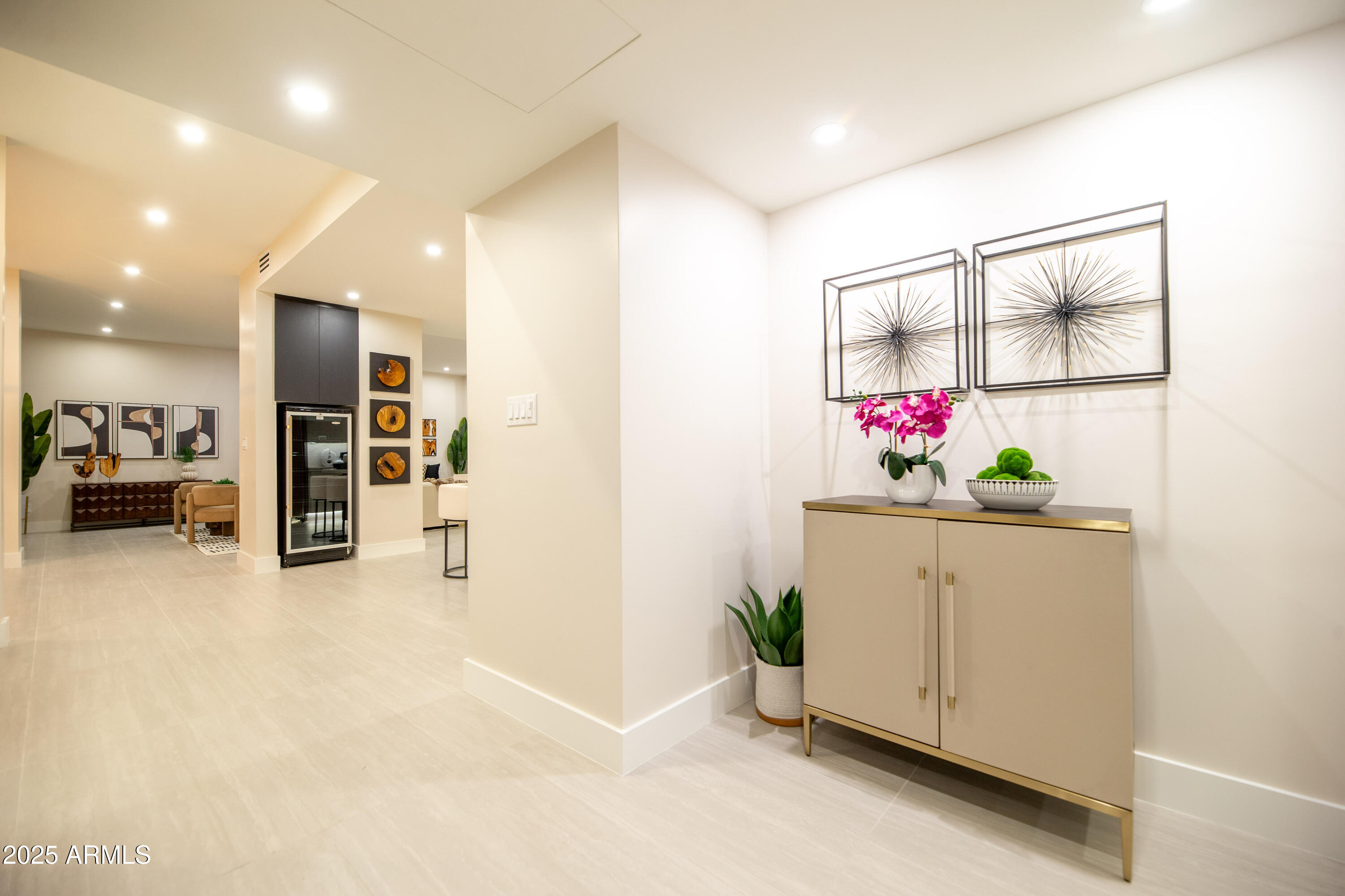 2323 N CENTRAL Avenue C