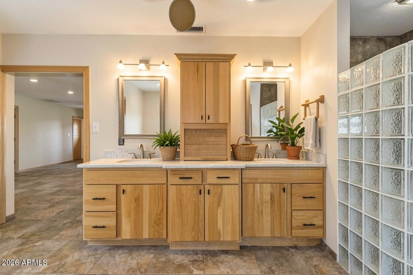 TREMAINE PARK - Residential