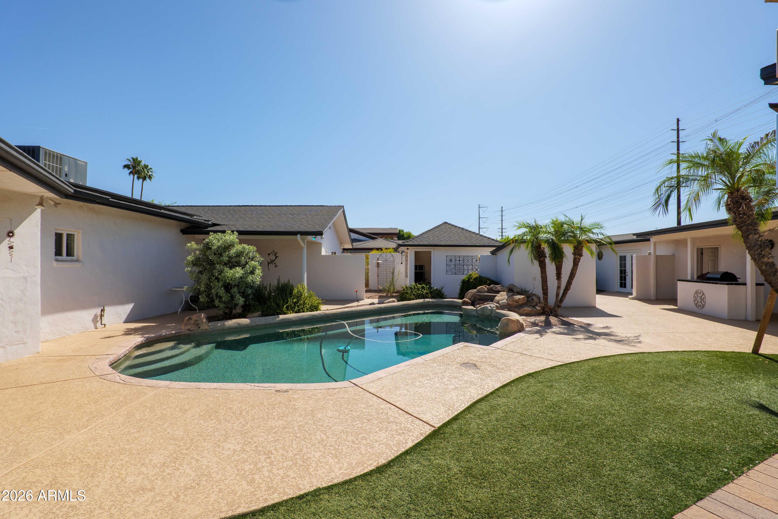 TREMAINE PARK - Residential