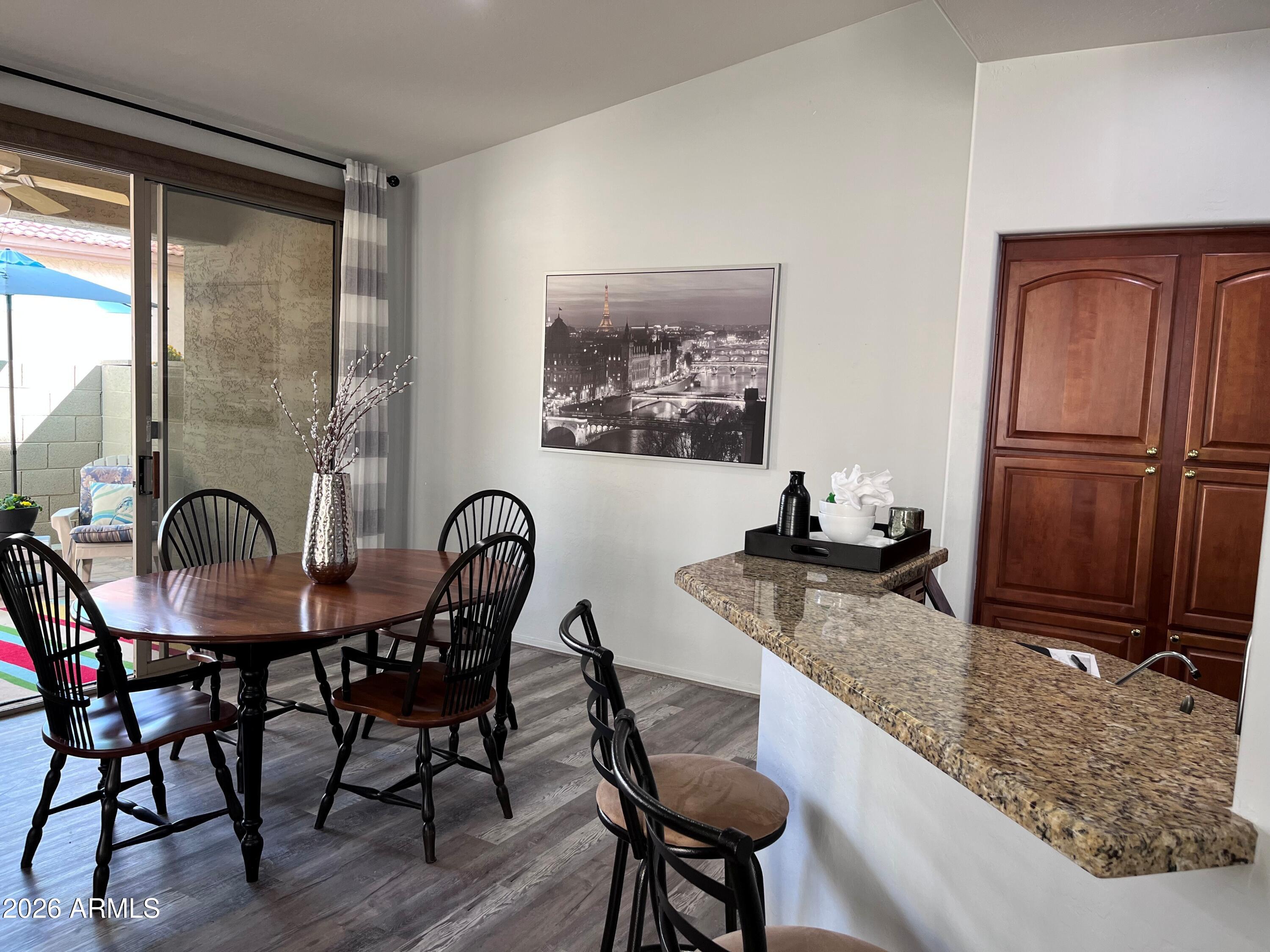 1024 E FRYE Road 1060