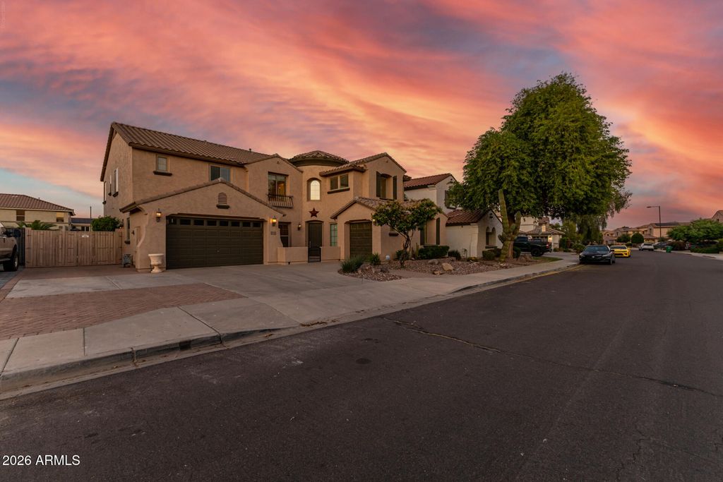 Photo of 18220 W Orchid Lane, Waddell, AZ 85355 (MLS # 7010561)
