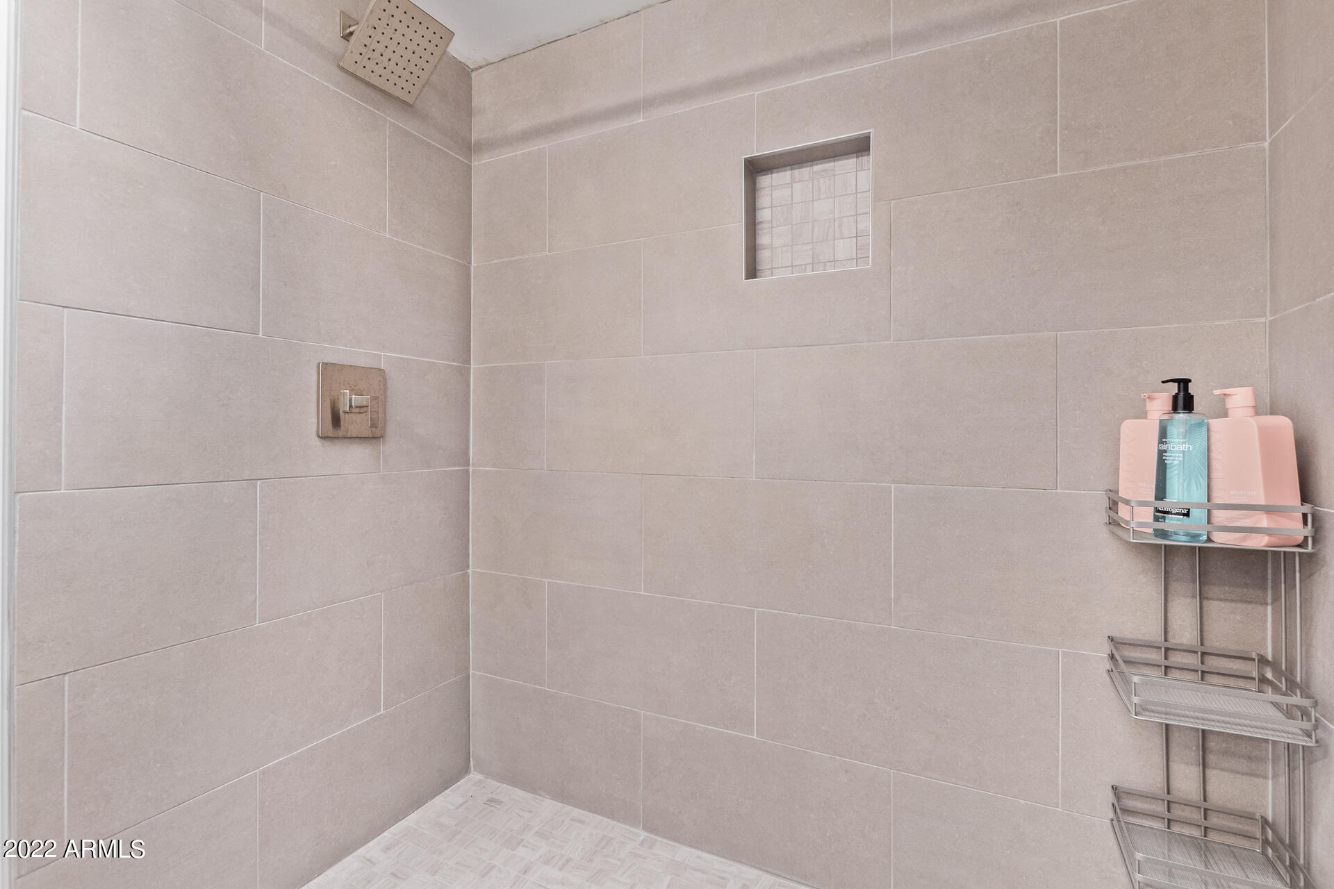 Paradise Valley, Arizona 85253, United States, 2 Bedrooms Bedrooms, ,2 BathroomsBathrooms,Residential,Active,74076