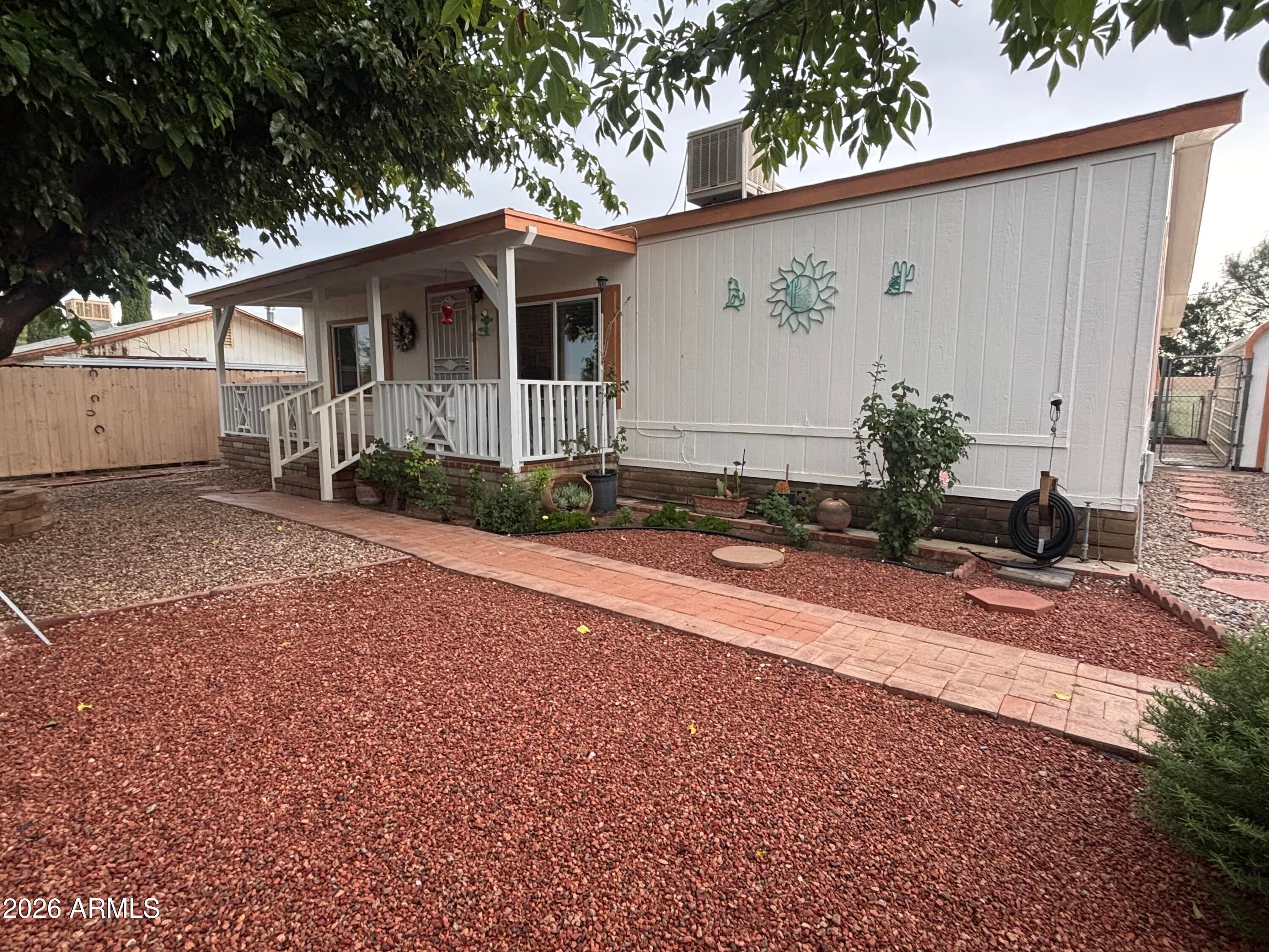 211 N MARTHA Lane