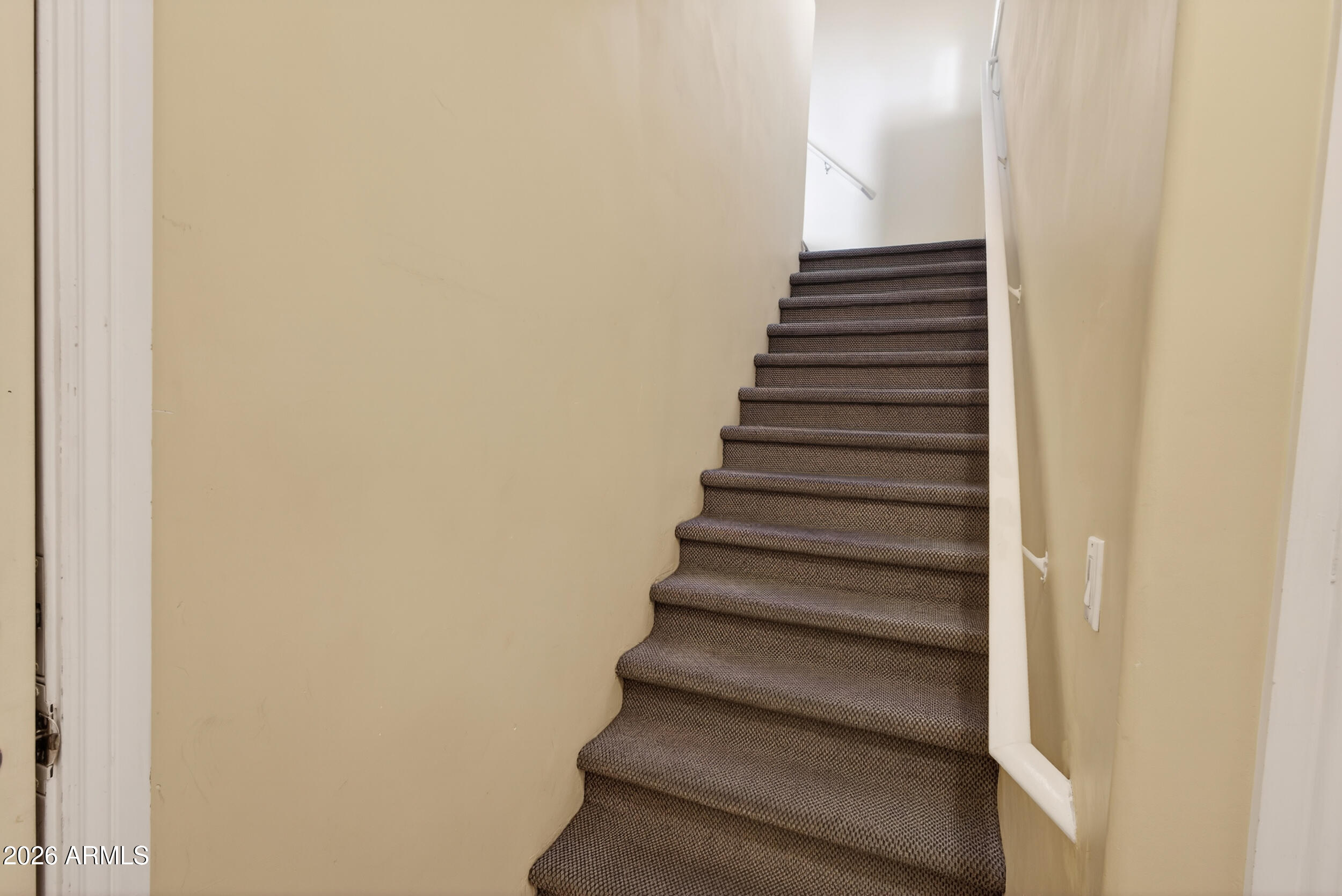 805 S SYCAMORE Avenue 216