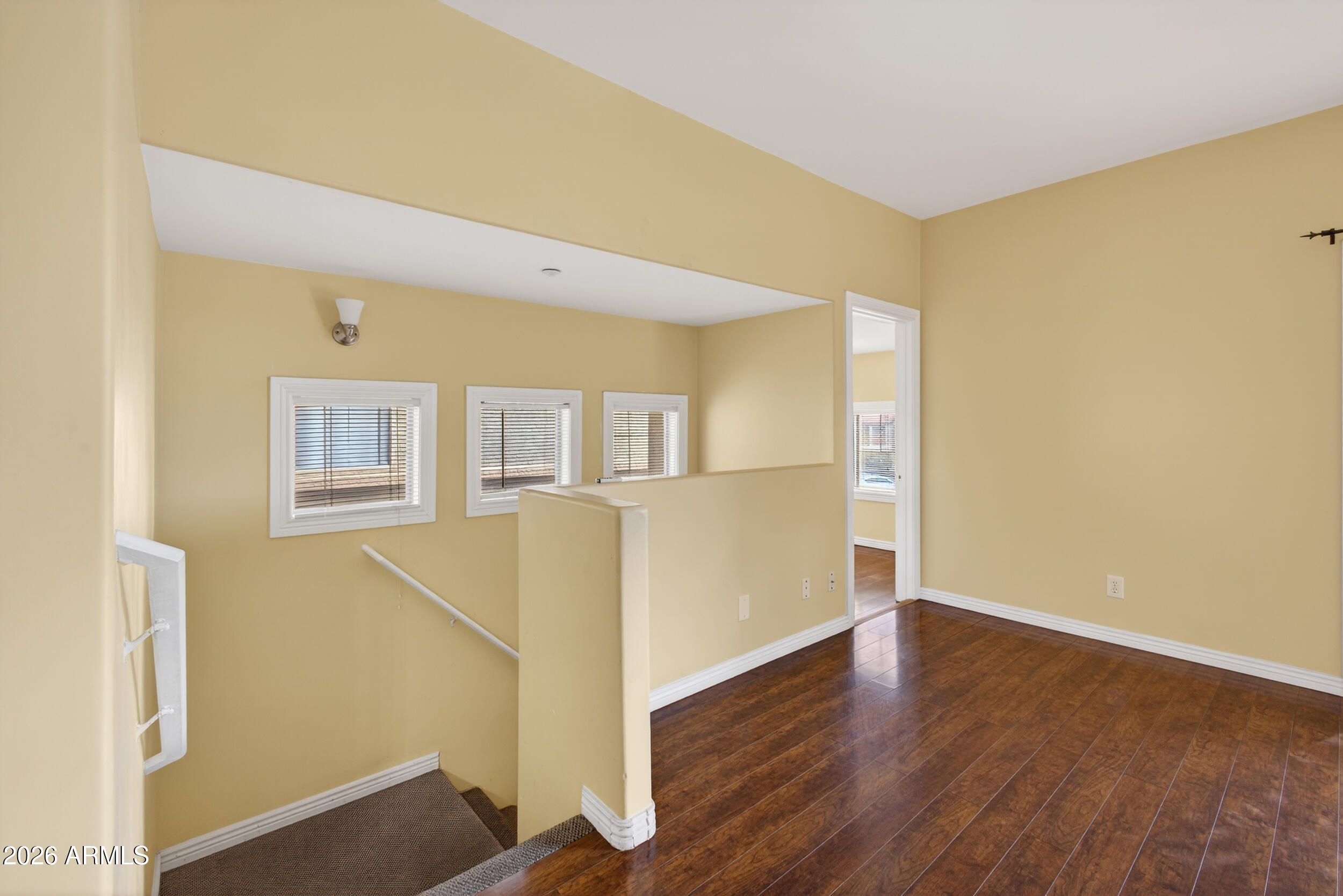 805 S SYCAMORE Avenue 216