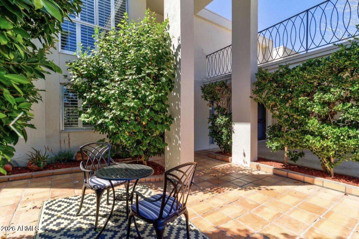 7240 N VIA DE LA MONTANA --