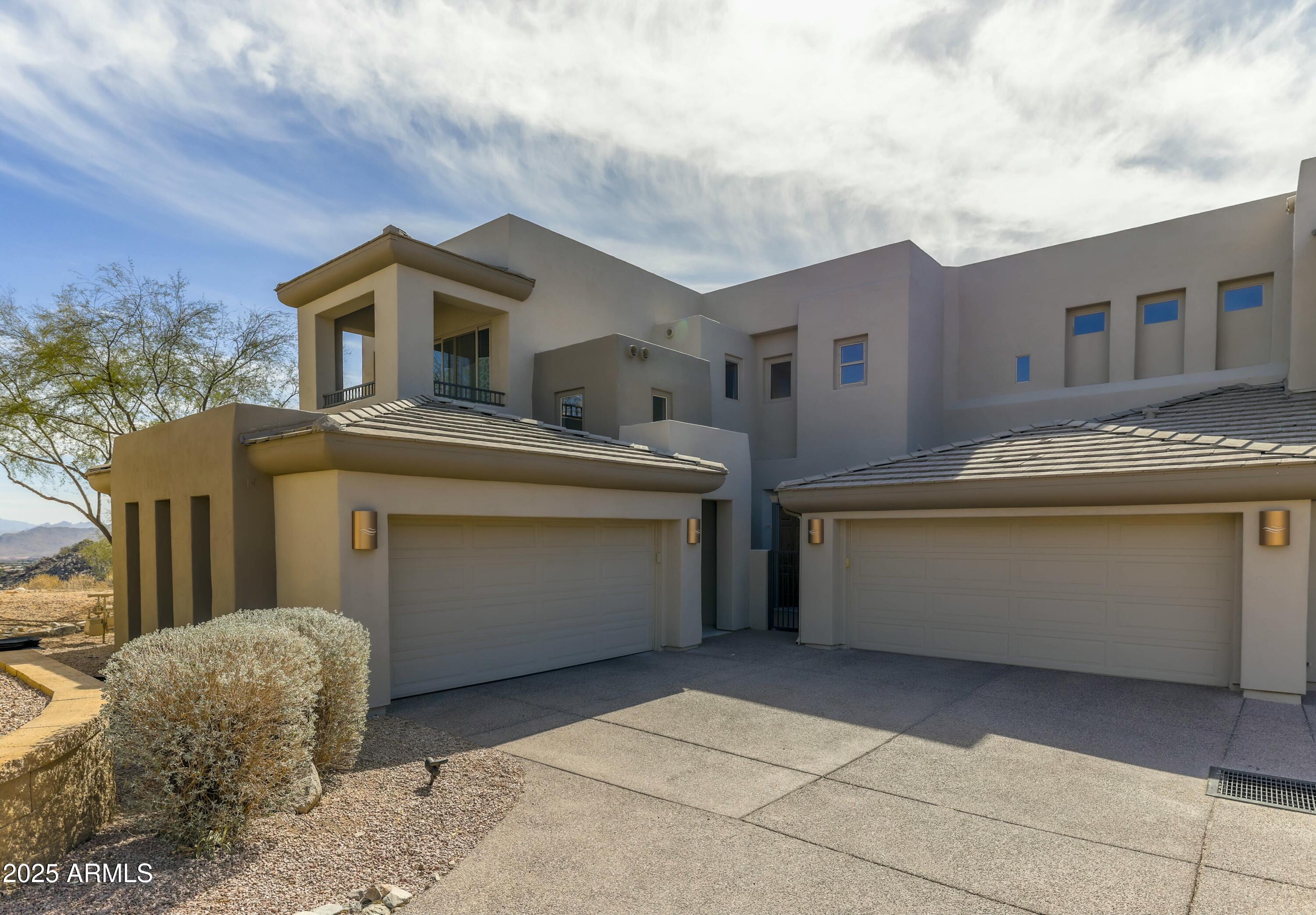 14850 E GRANDVIEW Drive 233