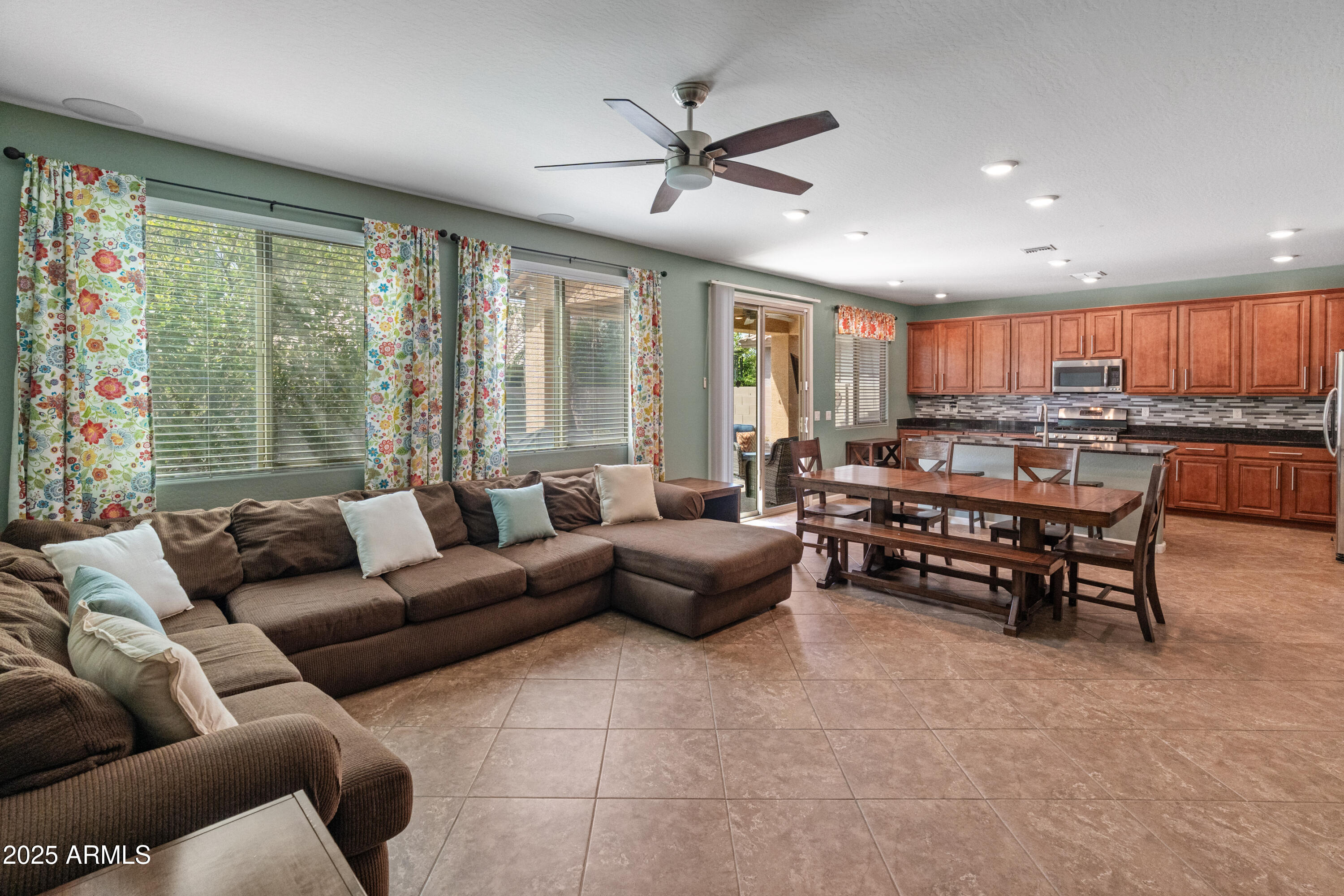 Gilbert, Arizona 85298, United States, 5 Bedrooms Bedrooms, ,4 BathroomsBathrooms,Residential,Active,224665