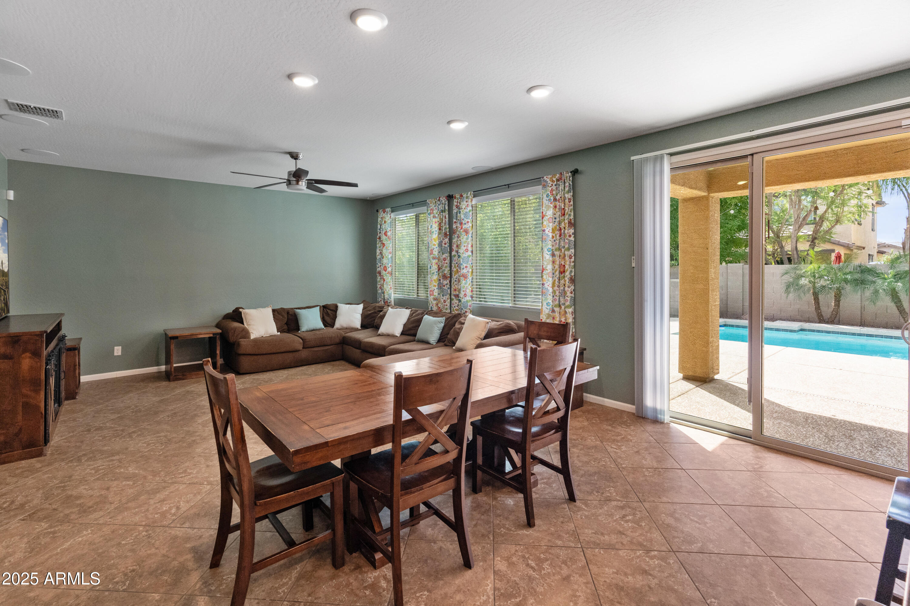 Gilbert, Arizona 85298, United States, 5 Bedrooms Bedrooms, ,4 BathroomsBathrooms,Residential,Active,224665