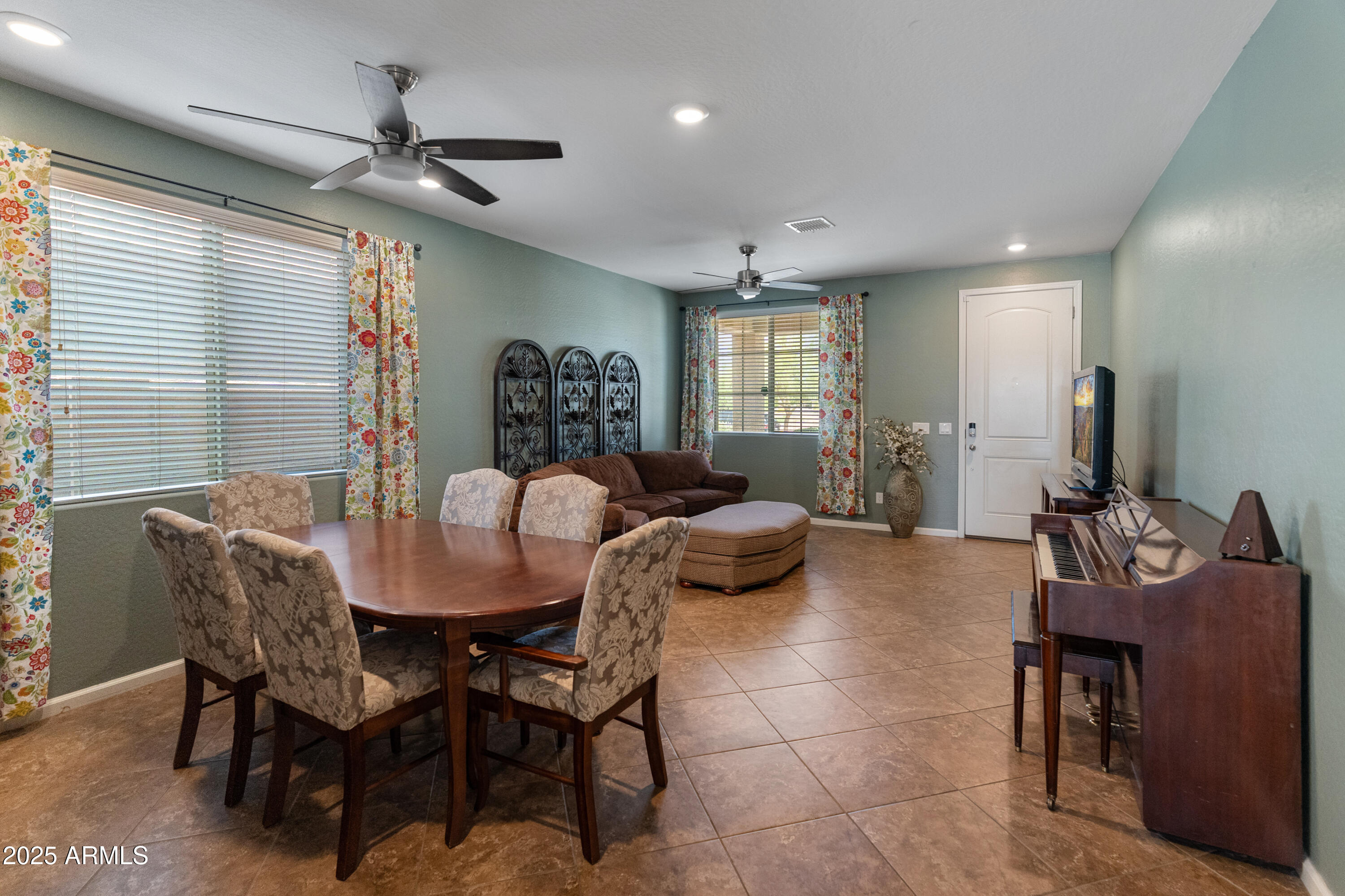 Gilbert, Arizona 85298, United States, 5 Bedrooms Bedrooms, ,4 BathroomsBathrooms,Residential,Active,224665