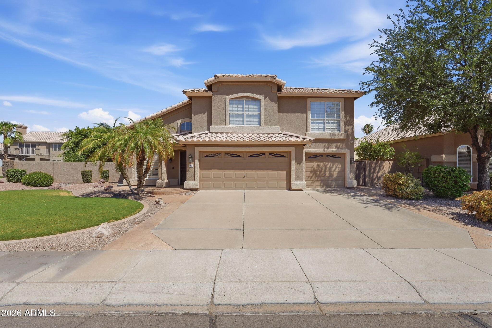 4658 E KELLY Drive