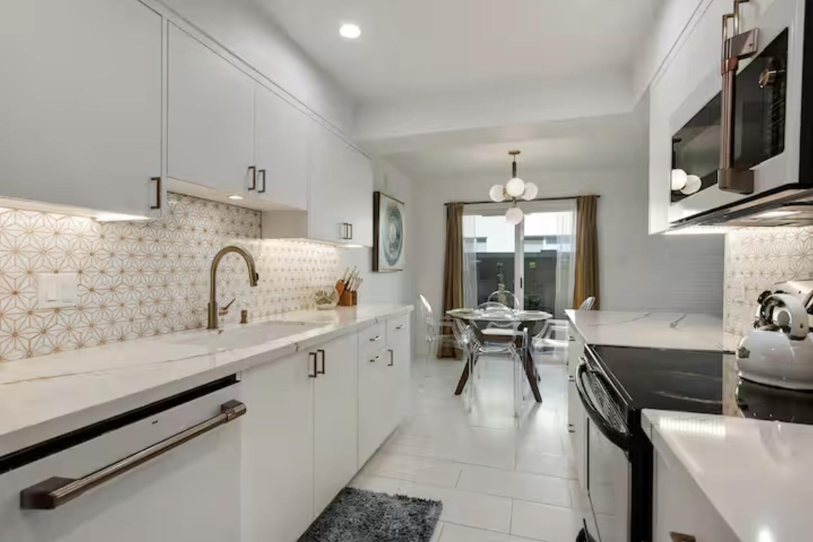 4917 N 73rd Street Apt 15