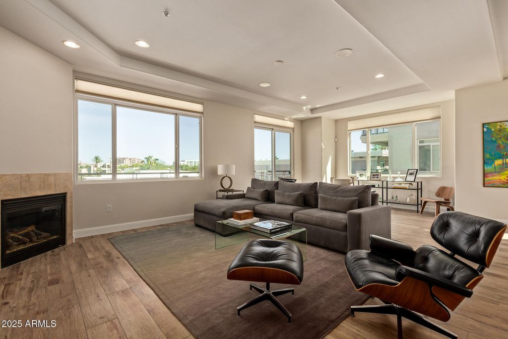 Photo of 3801 N Goldwater Boulevard #302, Scottsdale, AZ 85251 (MLS # 6935381)
