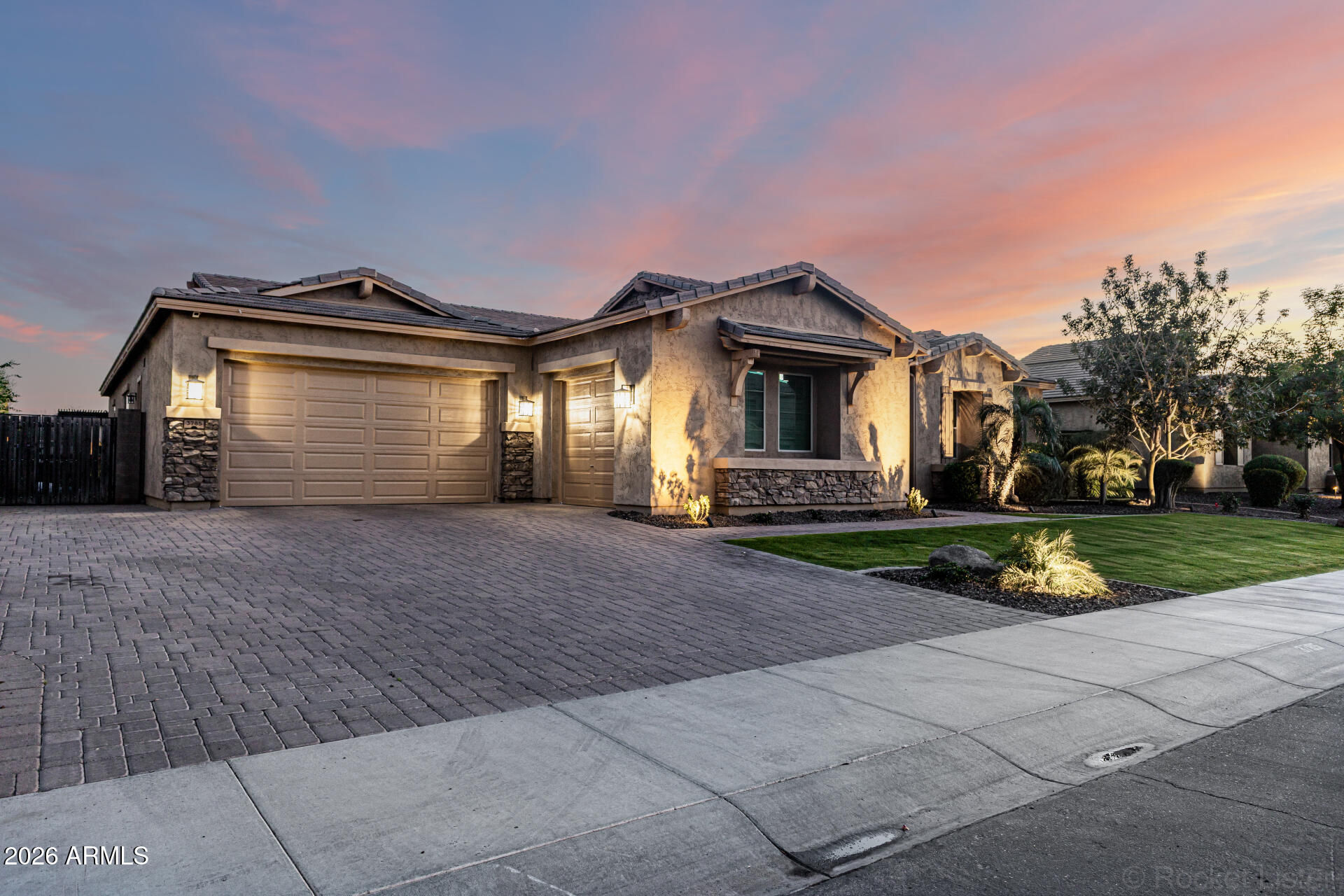 3785 E STRAWBERRY Drive