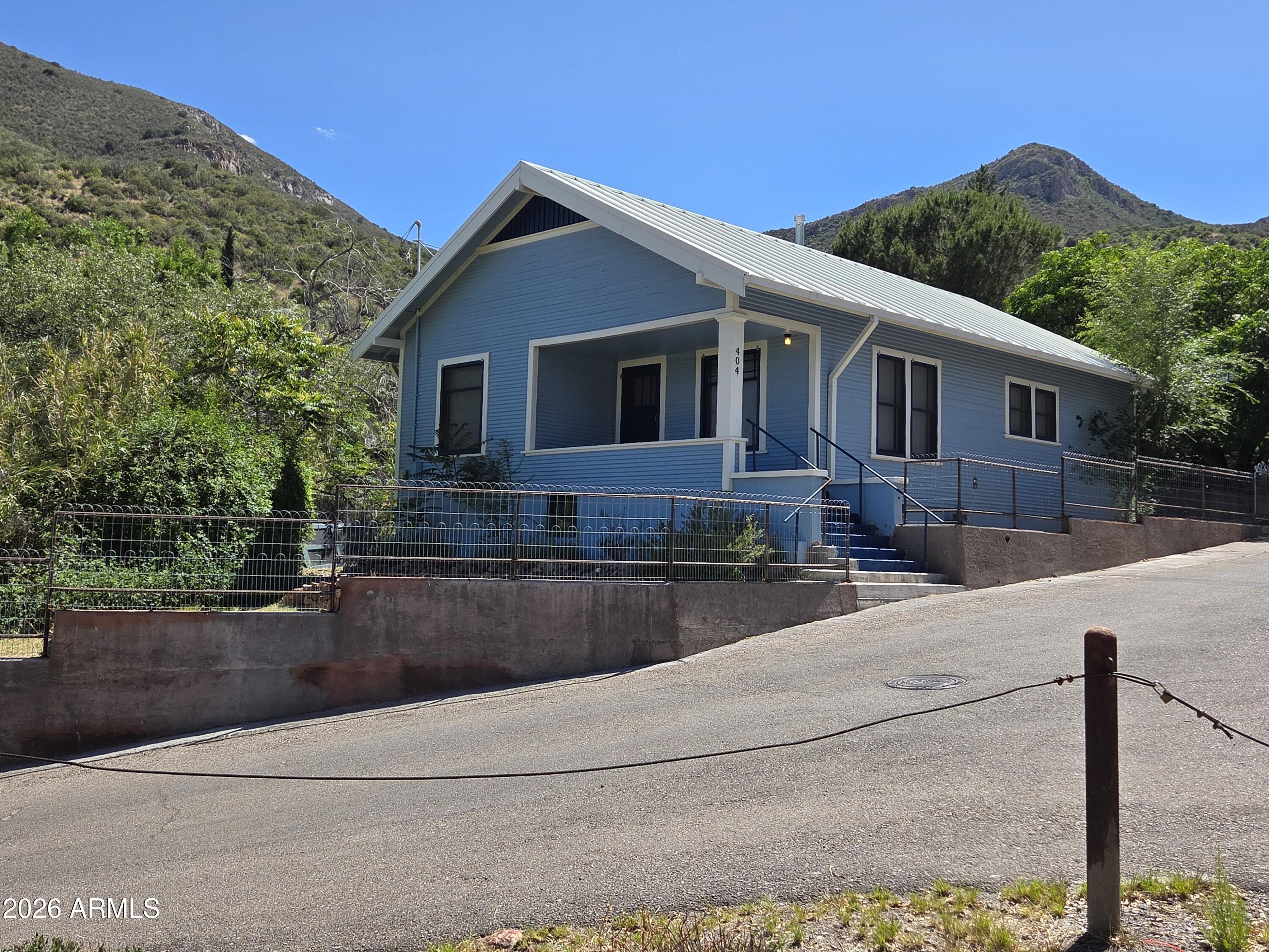 404 Roberts Avenue