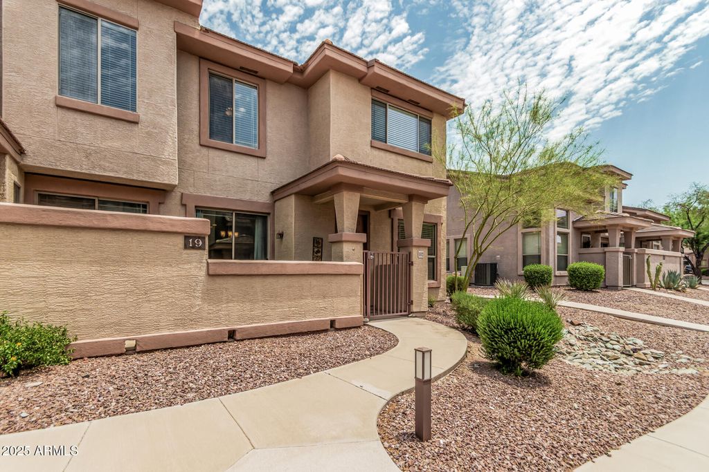 Photo of 42424 N Gavilan Peak Parkway #19102, Anthem, AZ 85086 (MLS # 6892829)