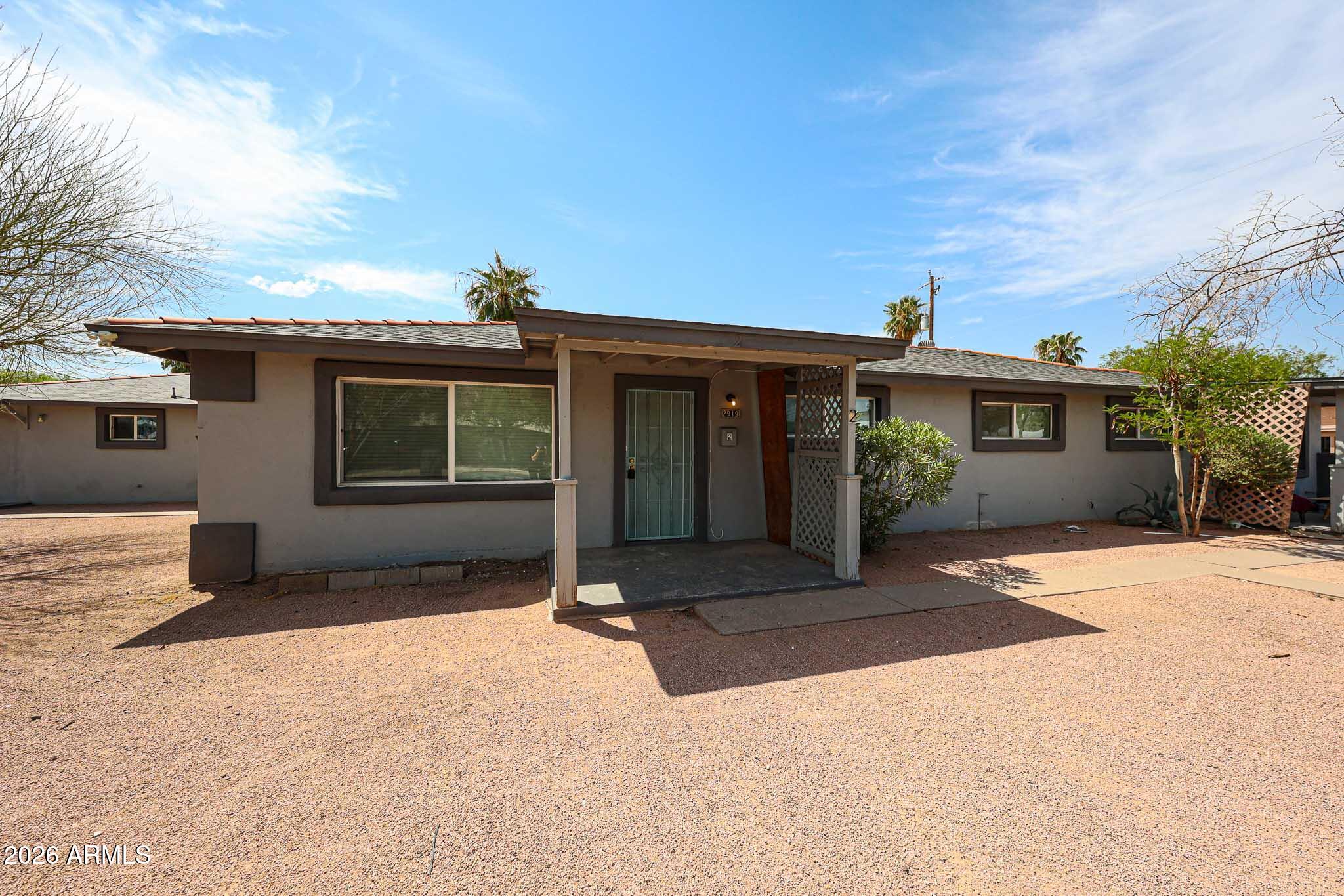 2919 E oak Place 2