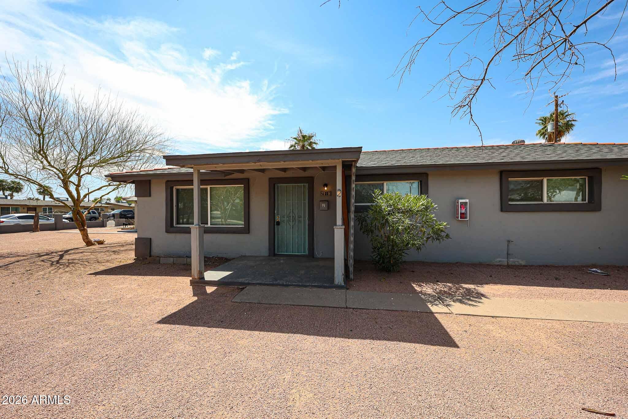 2919 E oak Place 2