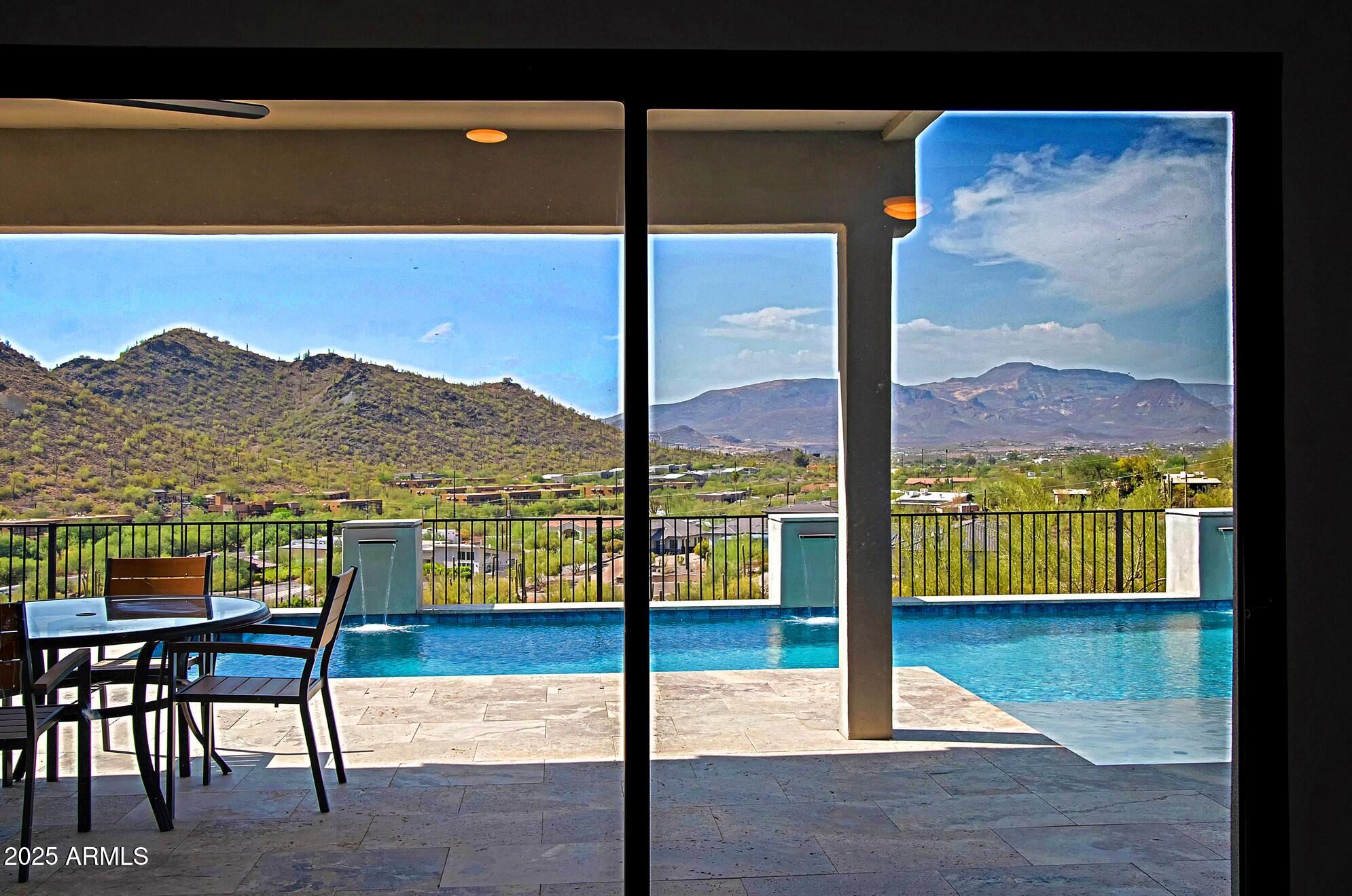 STAGECOACH PASS ESTATES - Residential