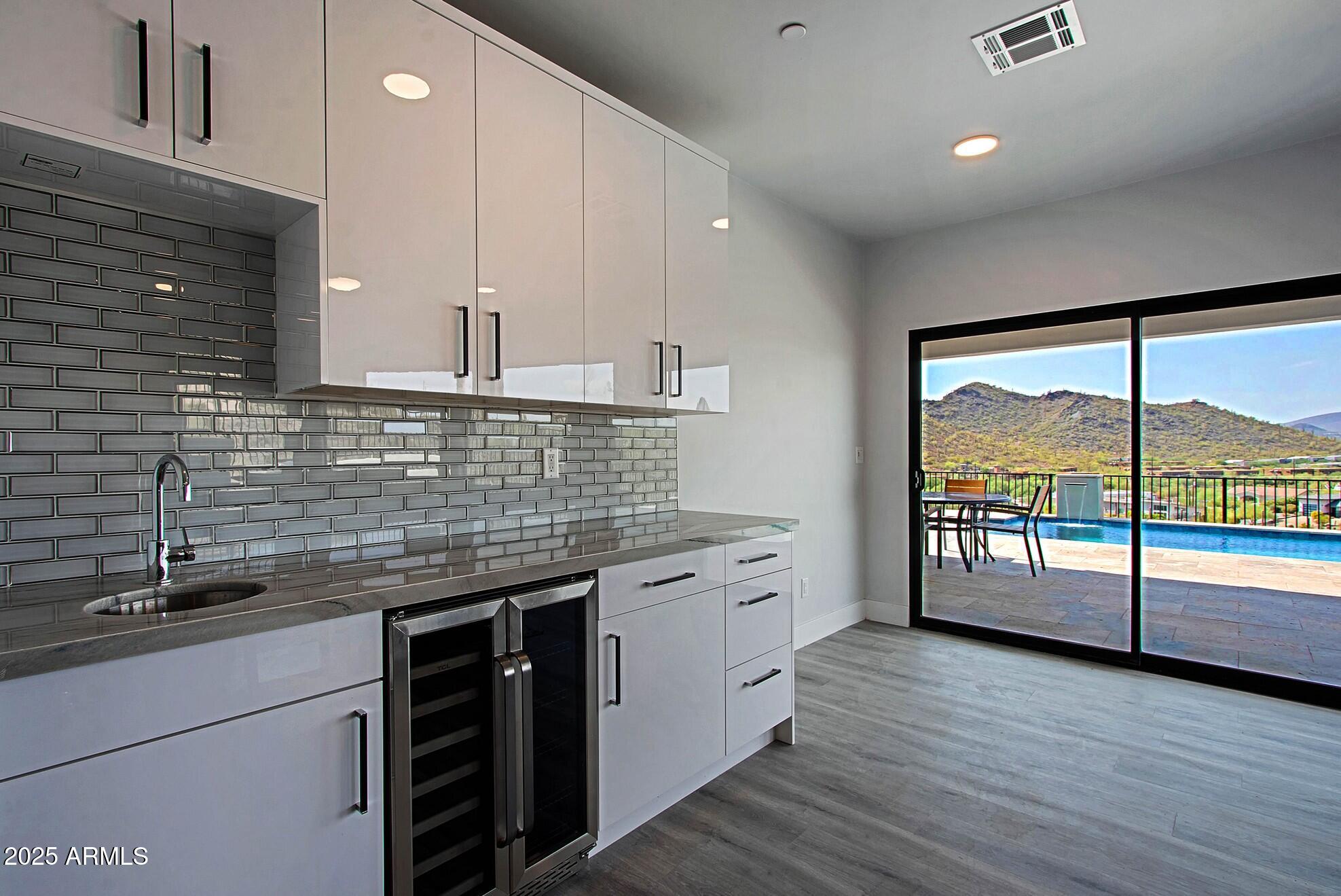 STAGECOACH PASS ESTATES - Residential