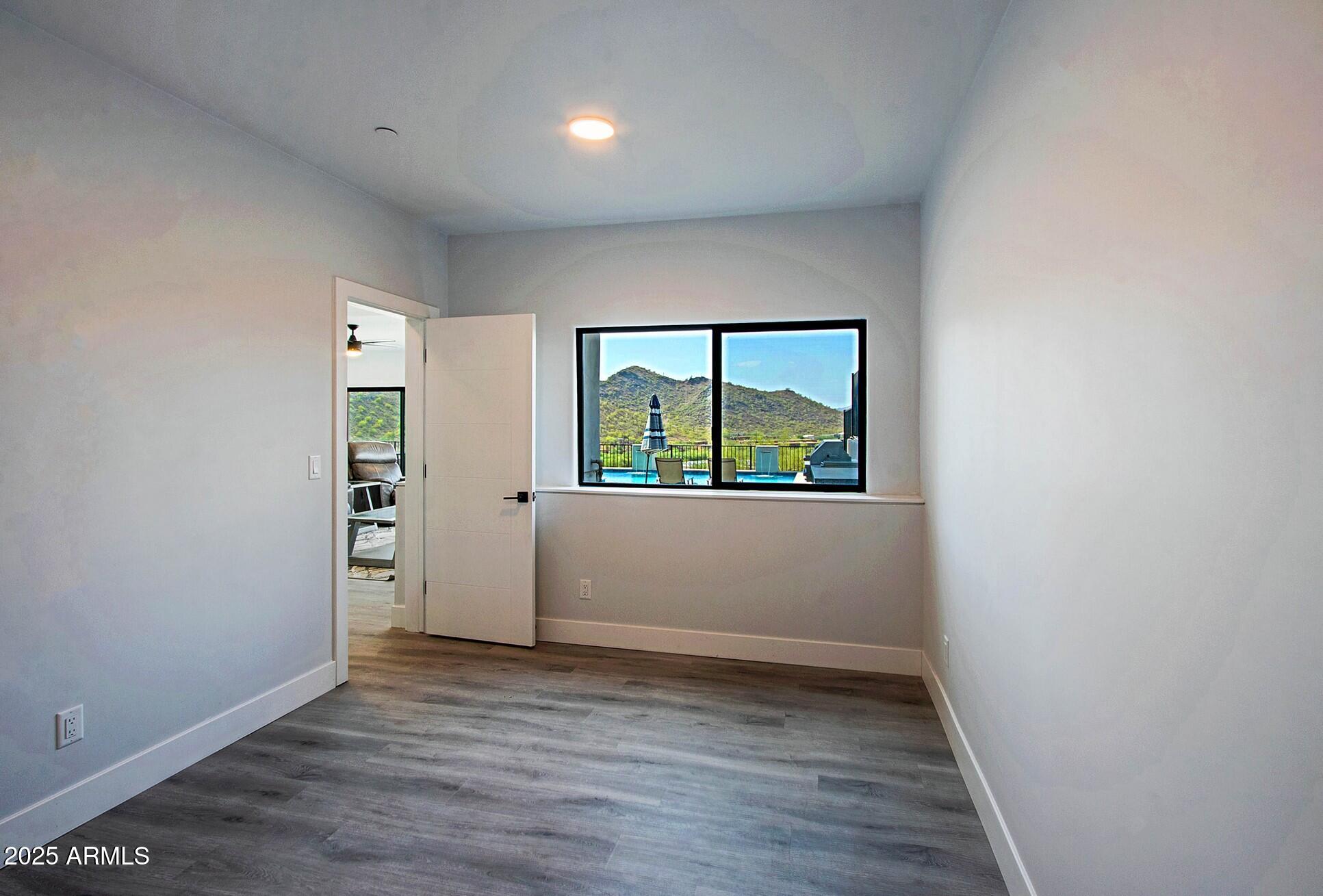 STAGECOACH PASS ESTATES - Residential