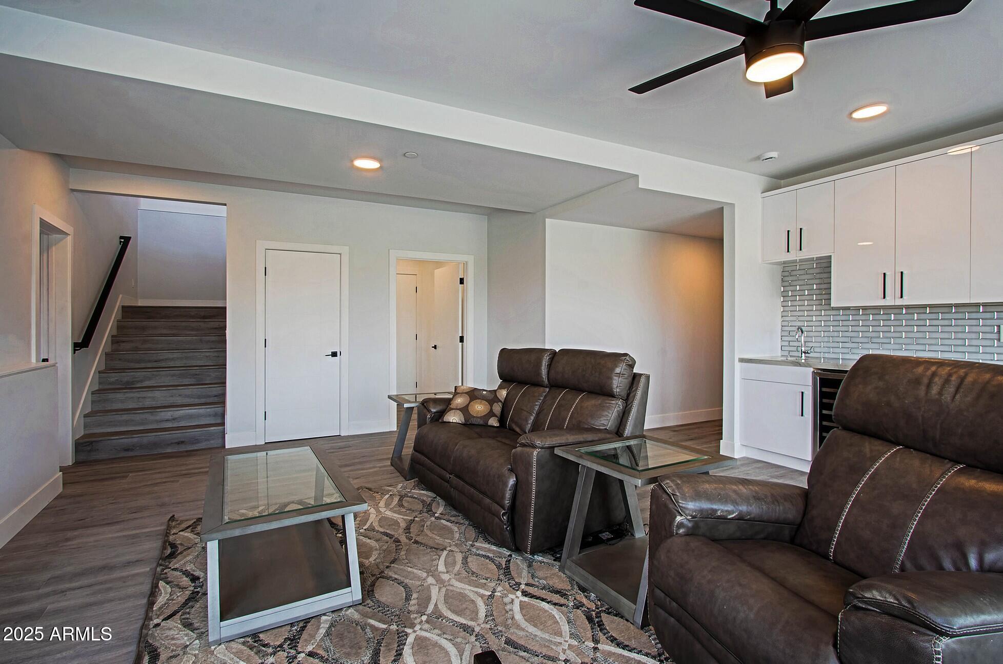 STAGECOACH PASS ESTATES - Residential