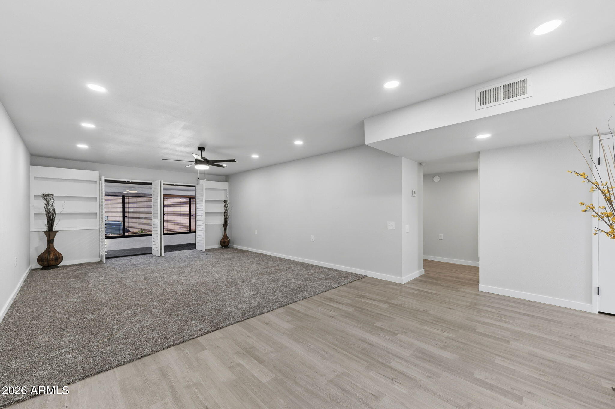 160 LEISURE WORLD -- 160