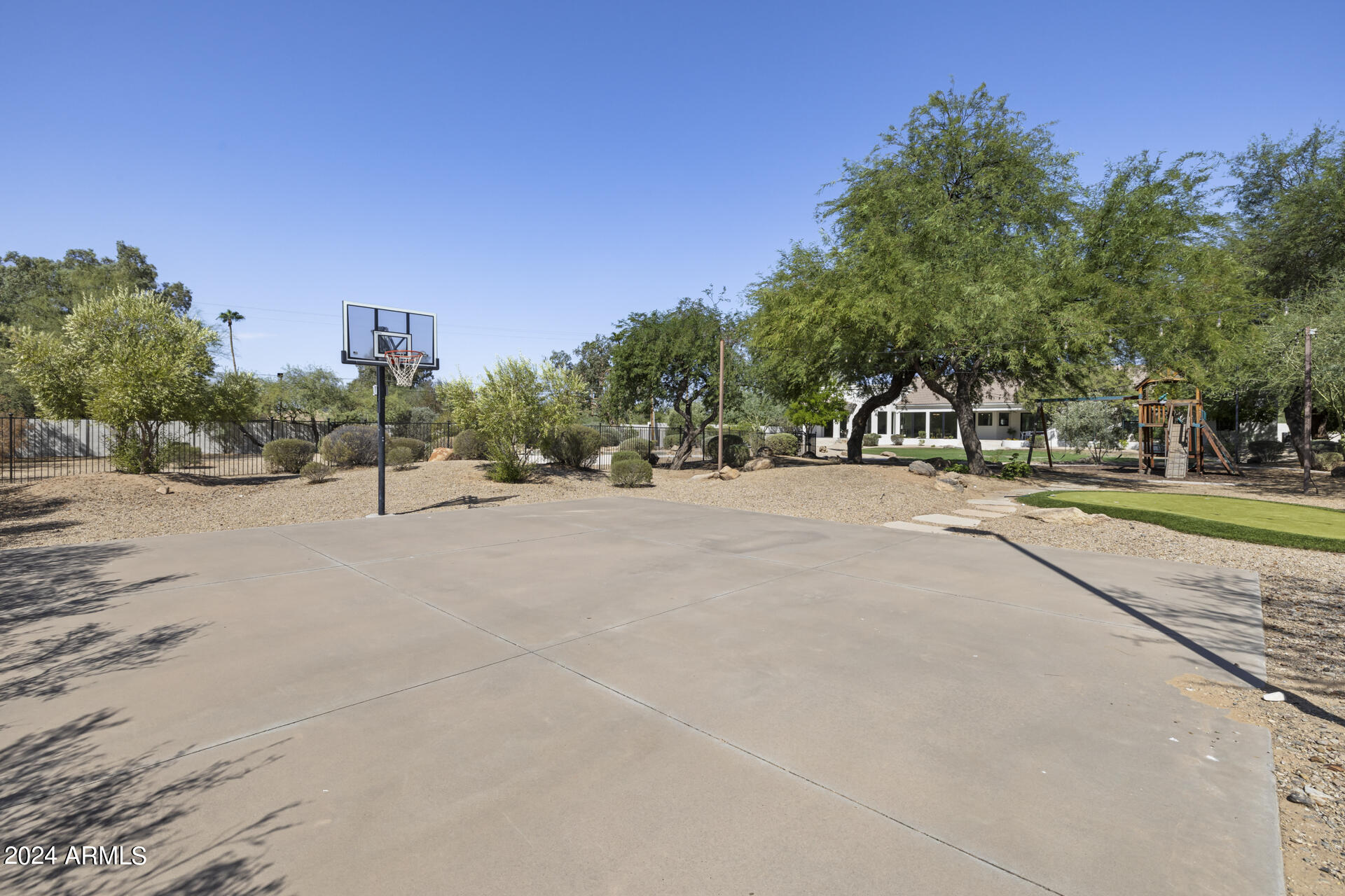 W 150F OF NE4 NE4 SW4 SW4 - Residential