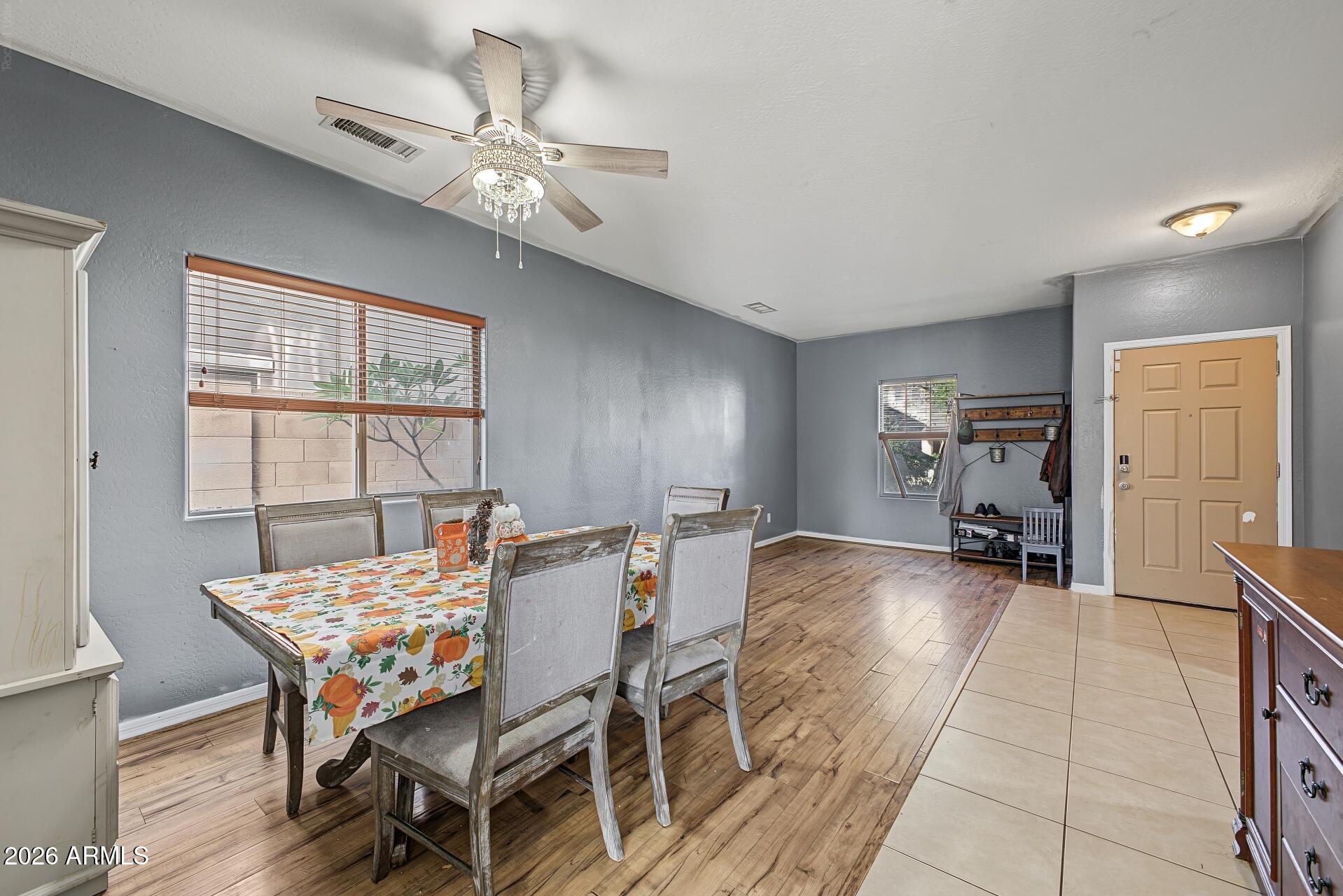 18611 W SUNNYSLOPE Lane