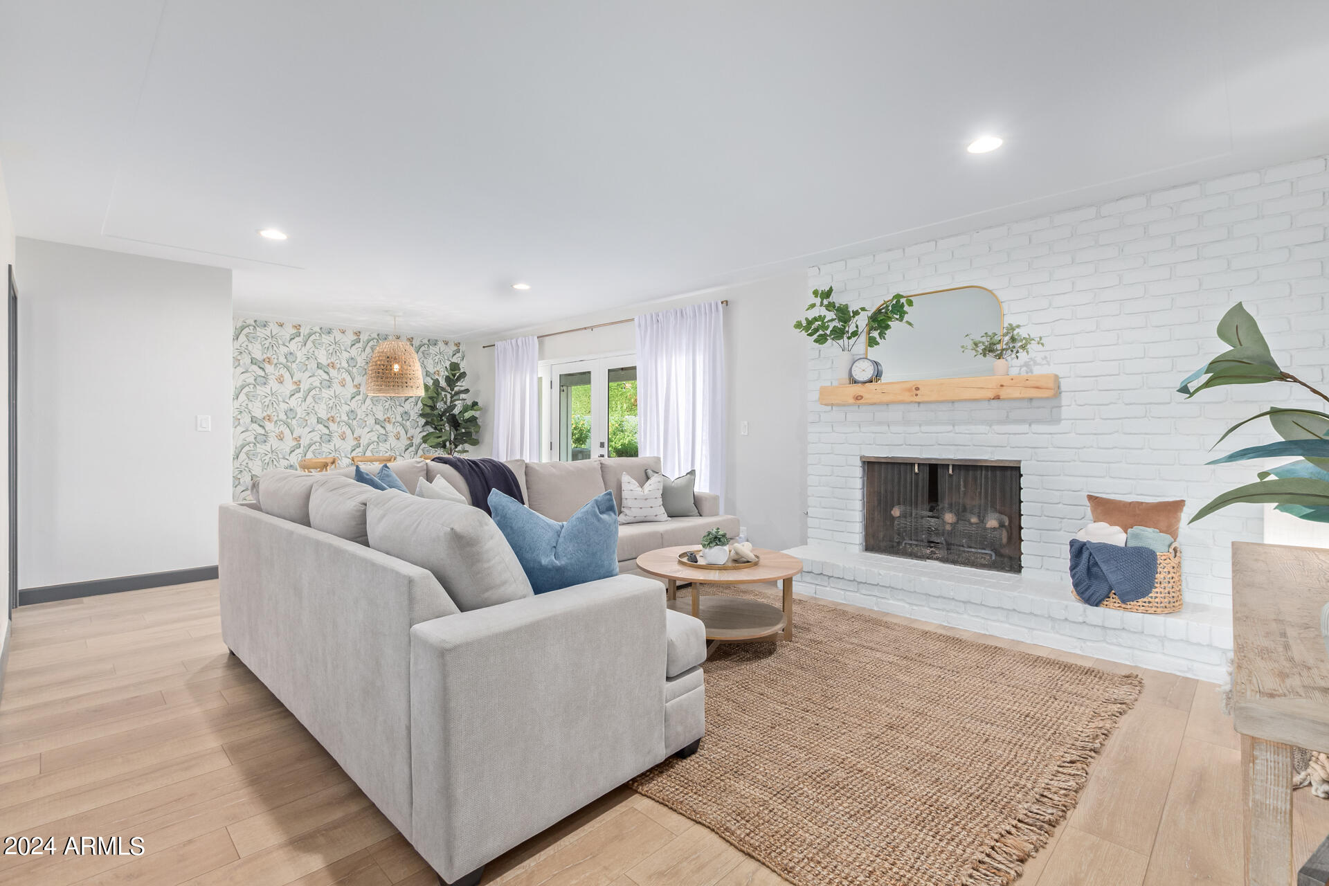 4536 E CALLE REDONDA --