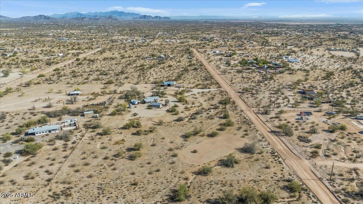 982 S LA PAZ Road 70