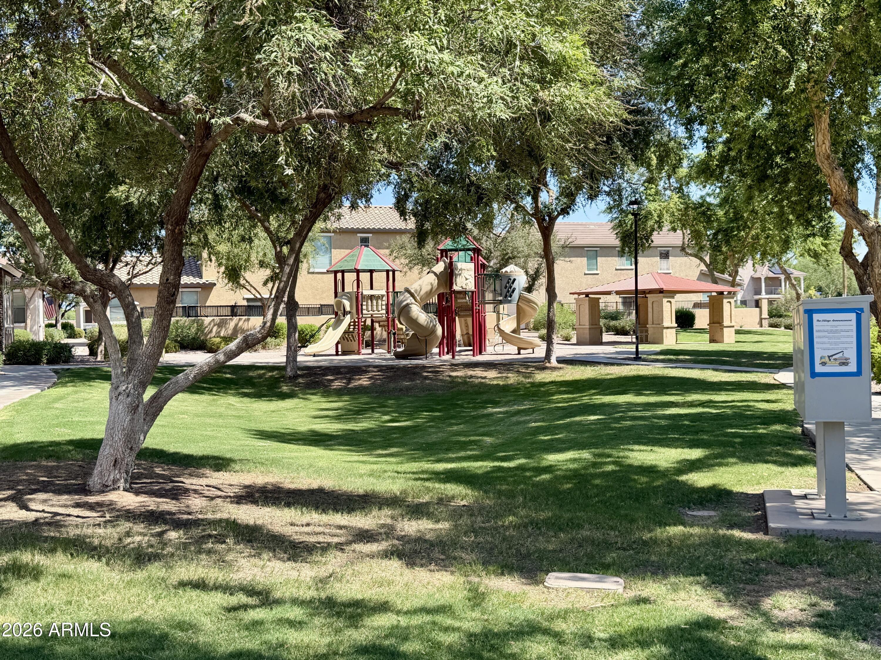 92 E Palomino Drive