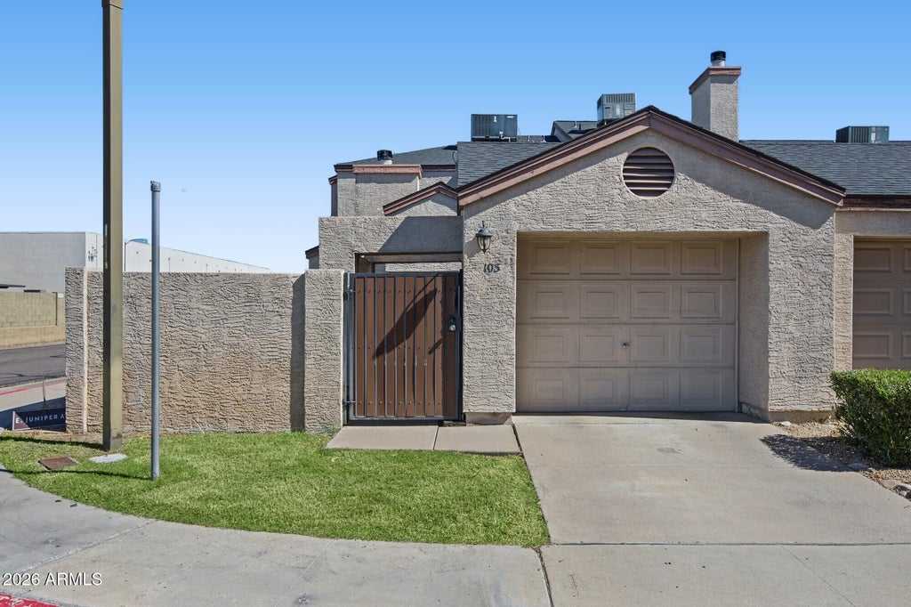 Photo of 16645 N 32nd Place #105, Phoenix, AZ 85032 (MLS # 7094510)