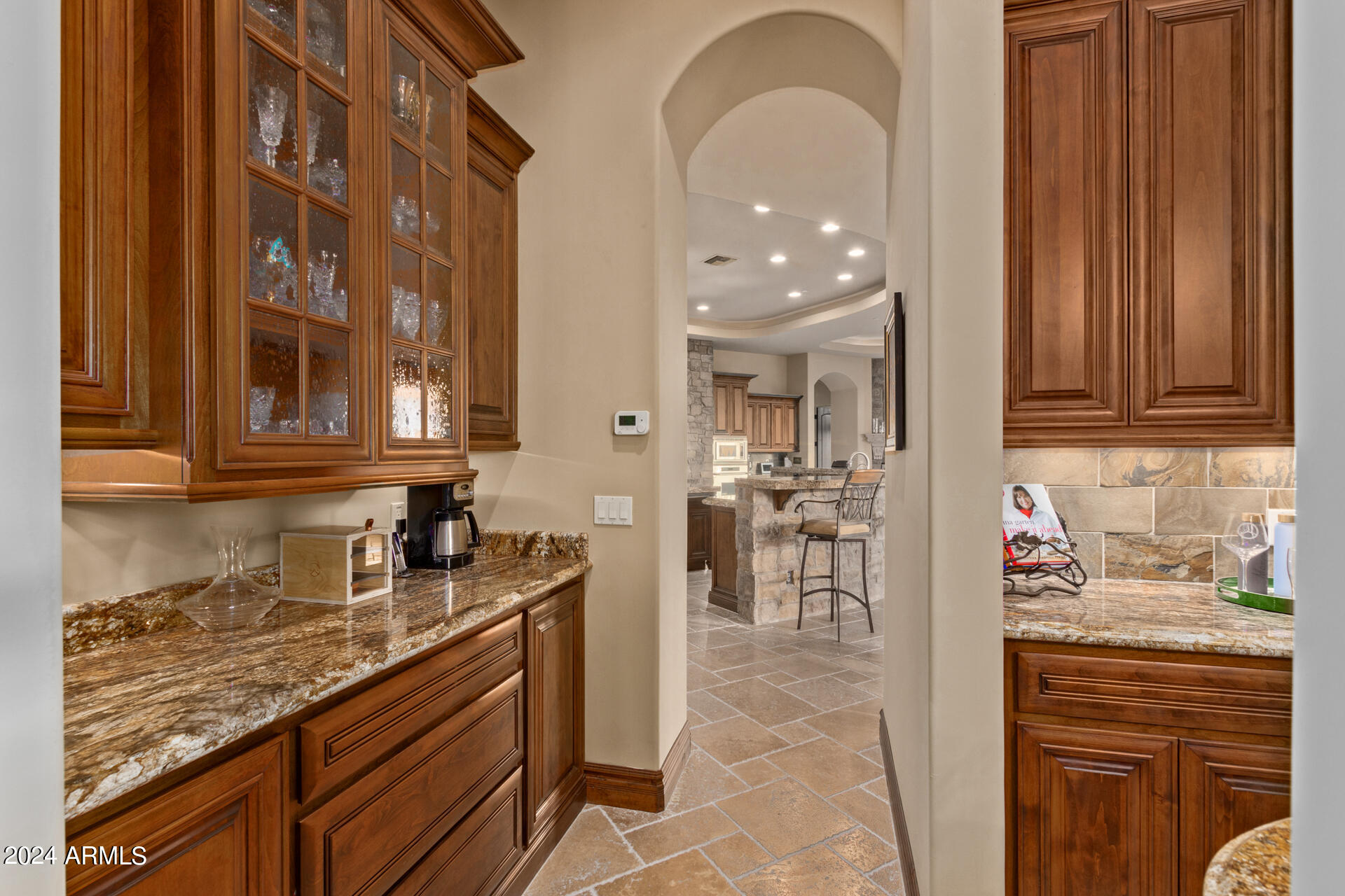 SIERRA HILLS - Residential