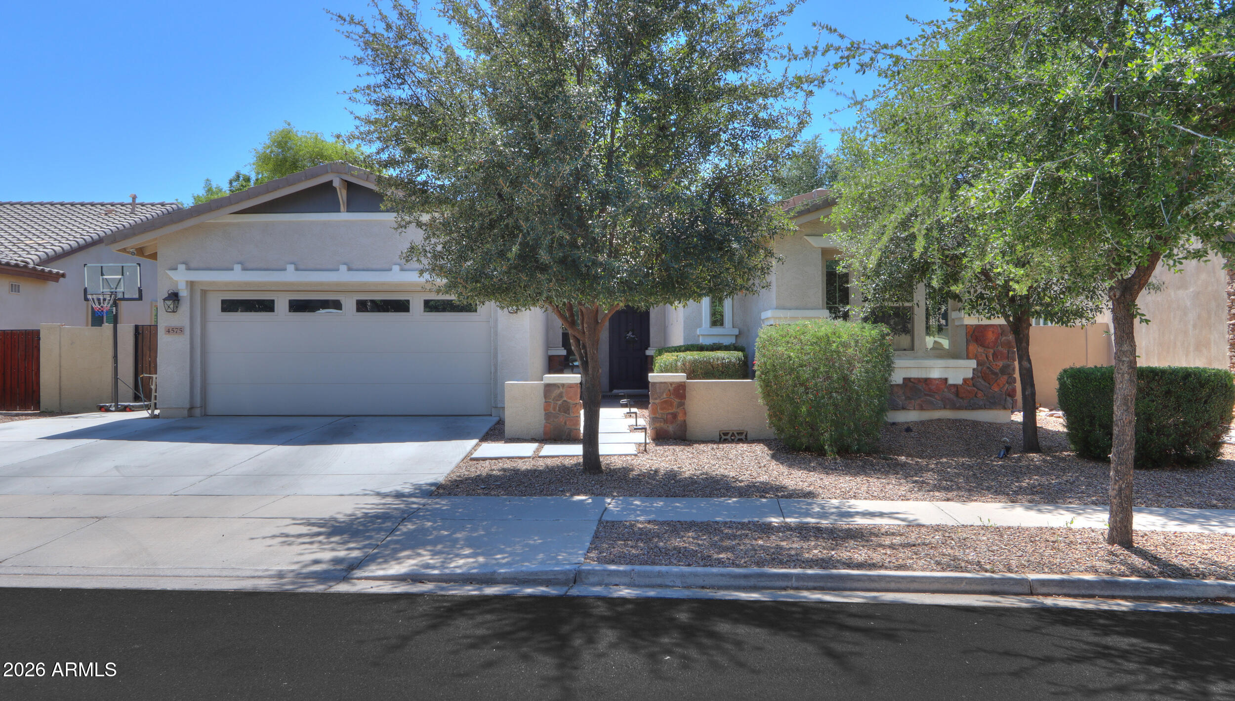 4575 E WATERMAN Street