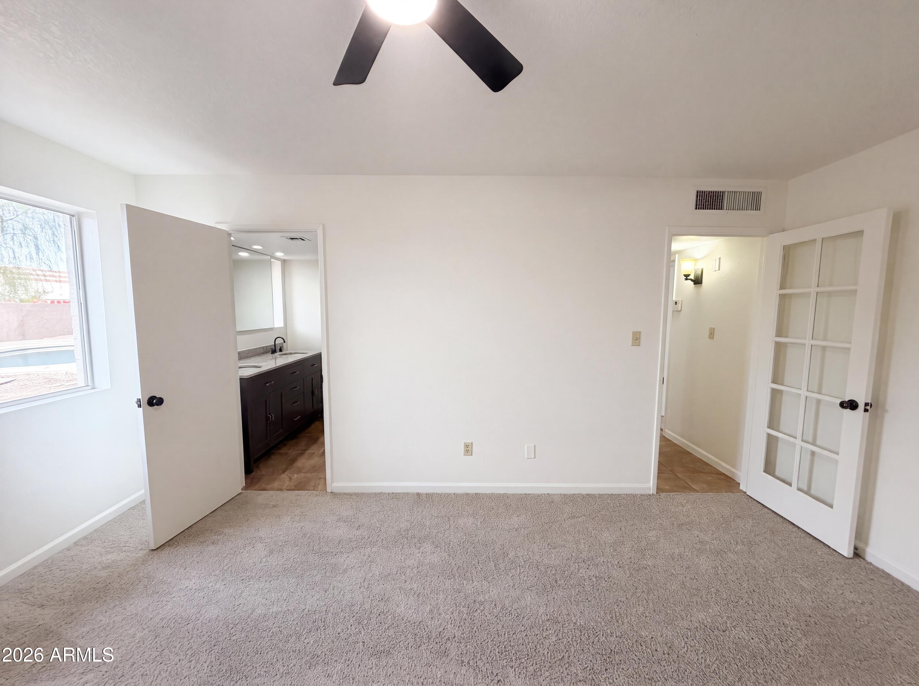 10501 W LOMA Lane