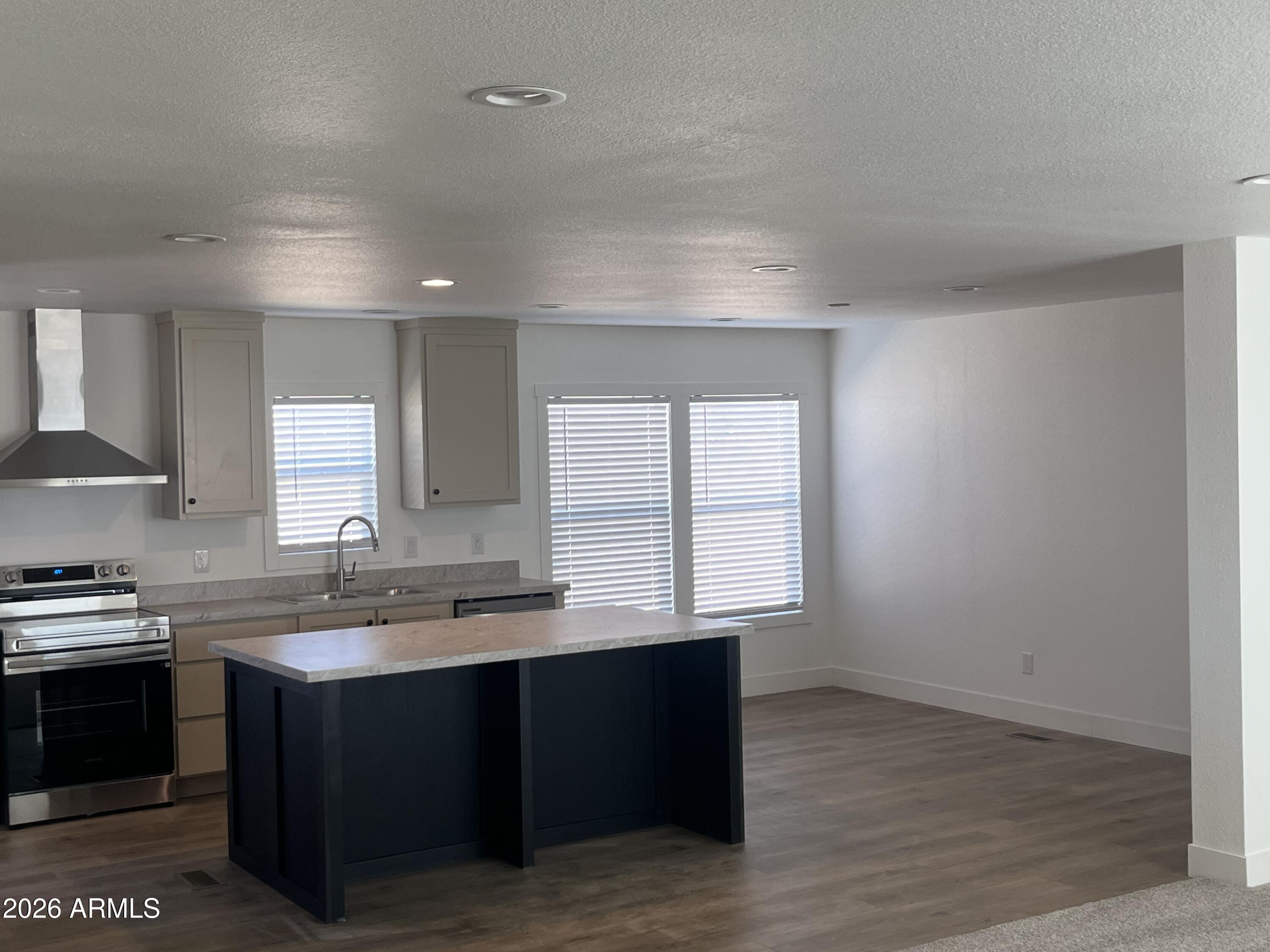 22936 W FOREST PLEASANT Place