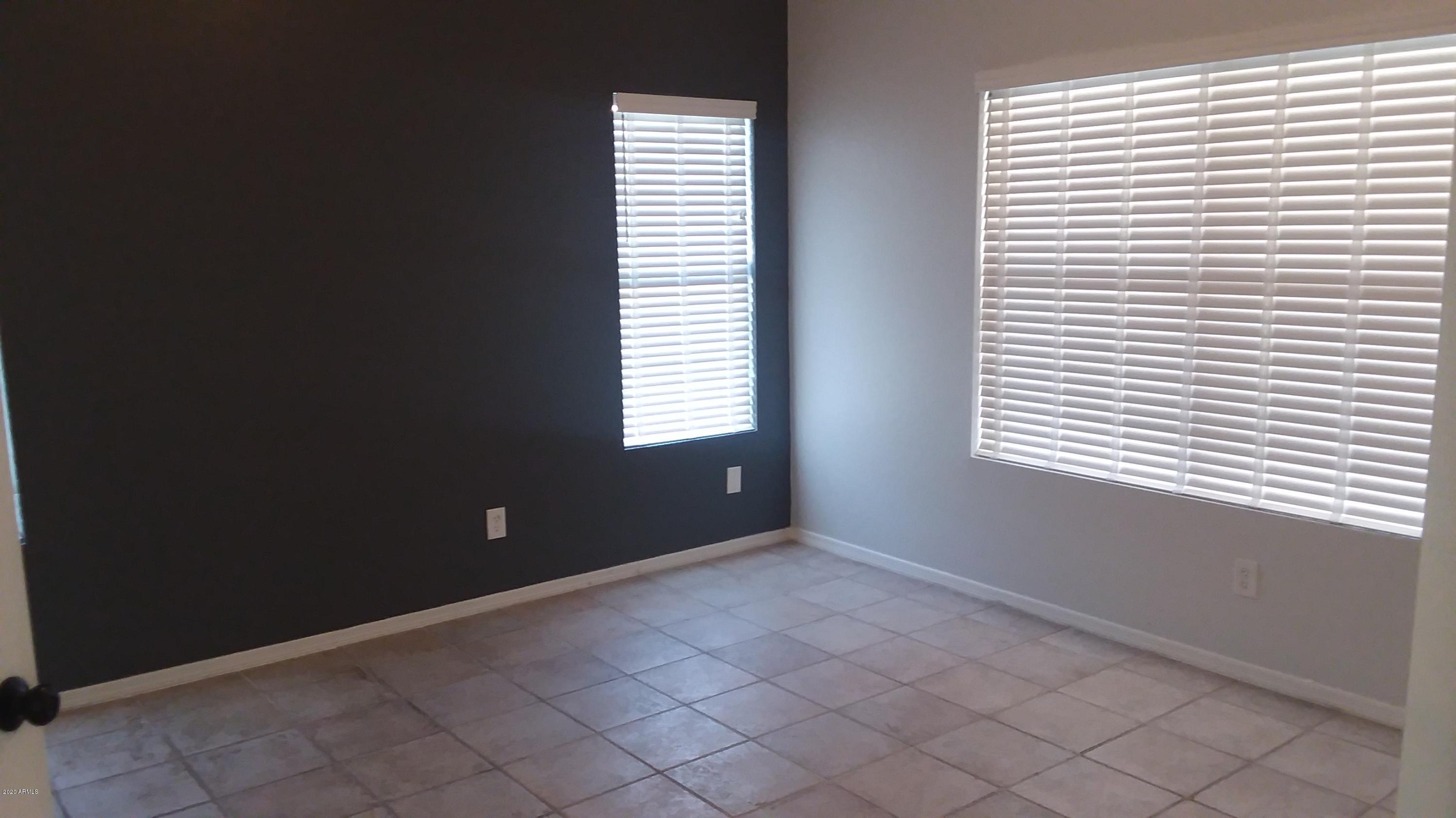 2910 E BROOKWOOD Court