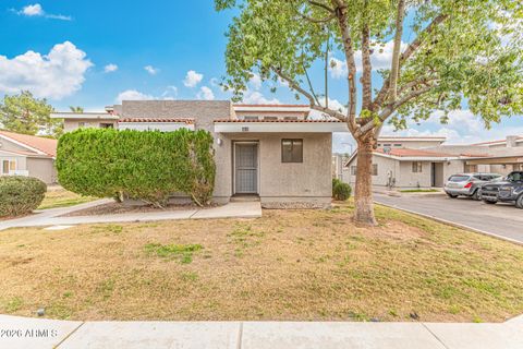 413 E CULLUMBER Avenue B Gilbert AZ 85234